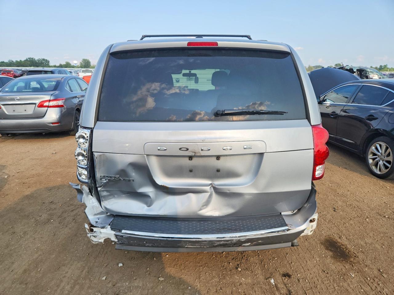 2013 Dodge Grand Caravan Sxt Silver vin: 2C4RDGCGXDR713030