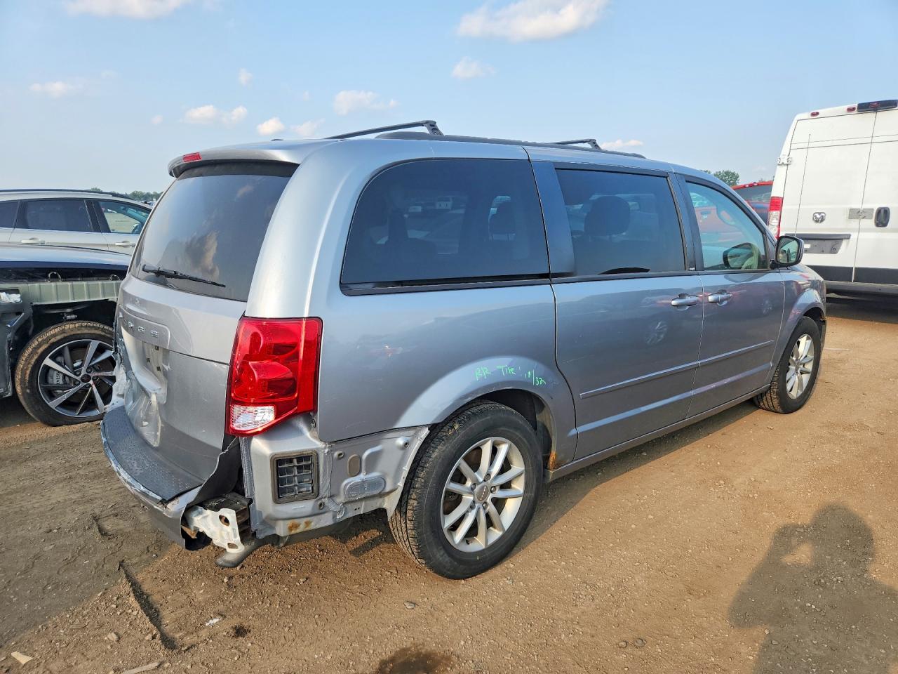 2013 Dodge Grand Caravan Sxt Silver vin: 2C4RDGCGXDR713030