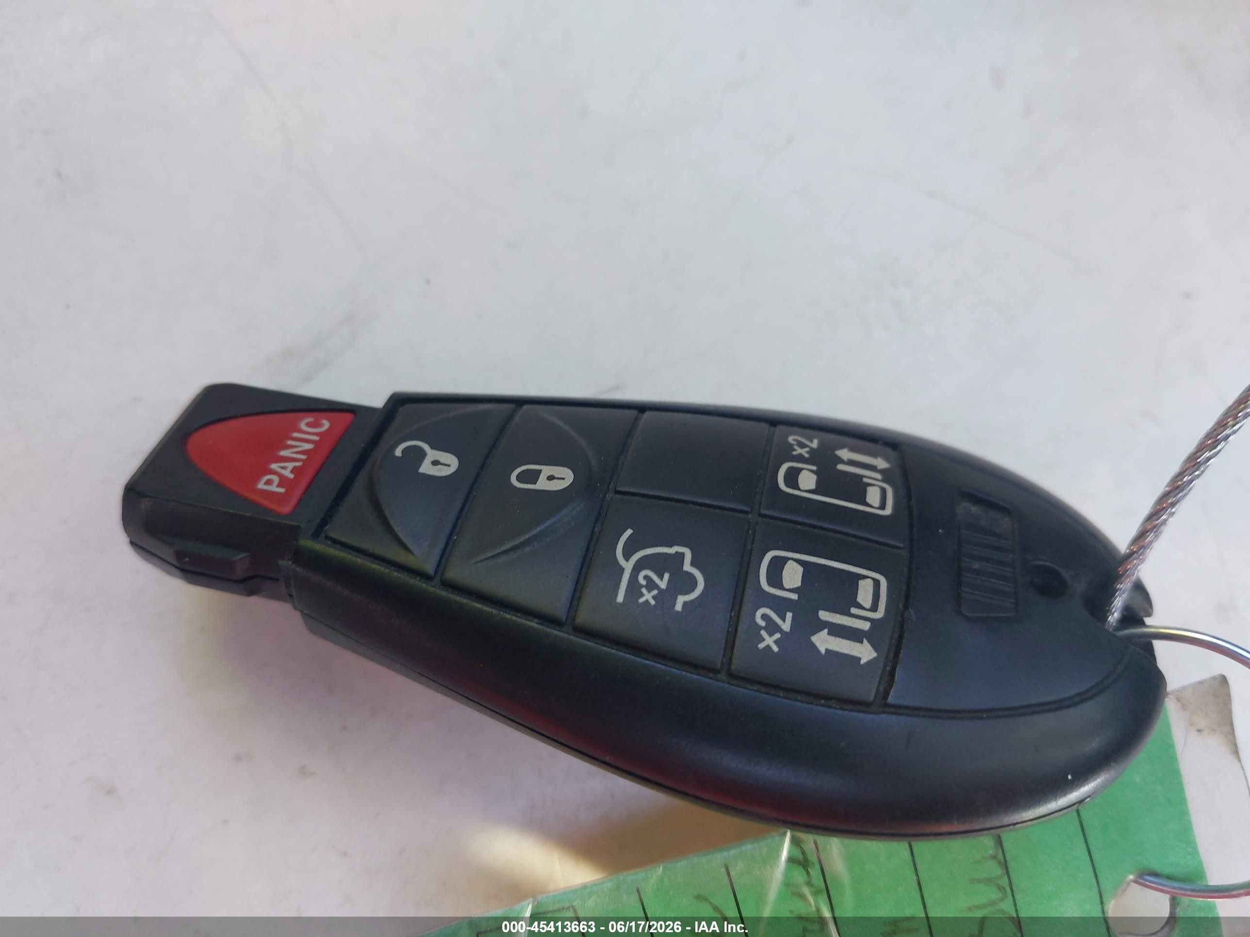 2013 Dodge Grand Caravan Sxt Dark Blue vin: 2C4RDGCGXDR738283