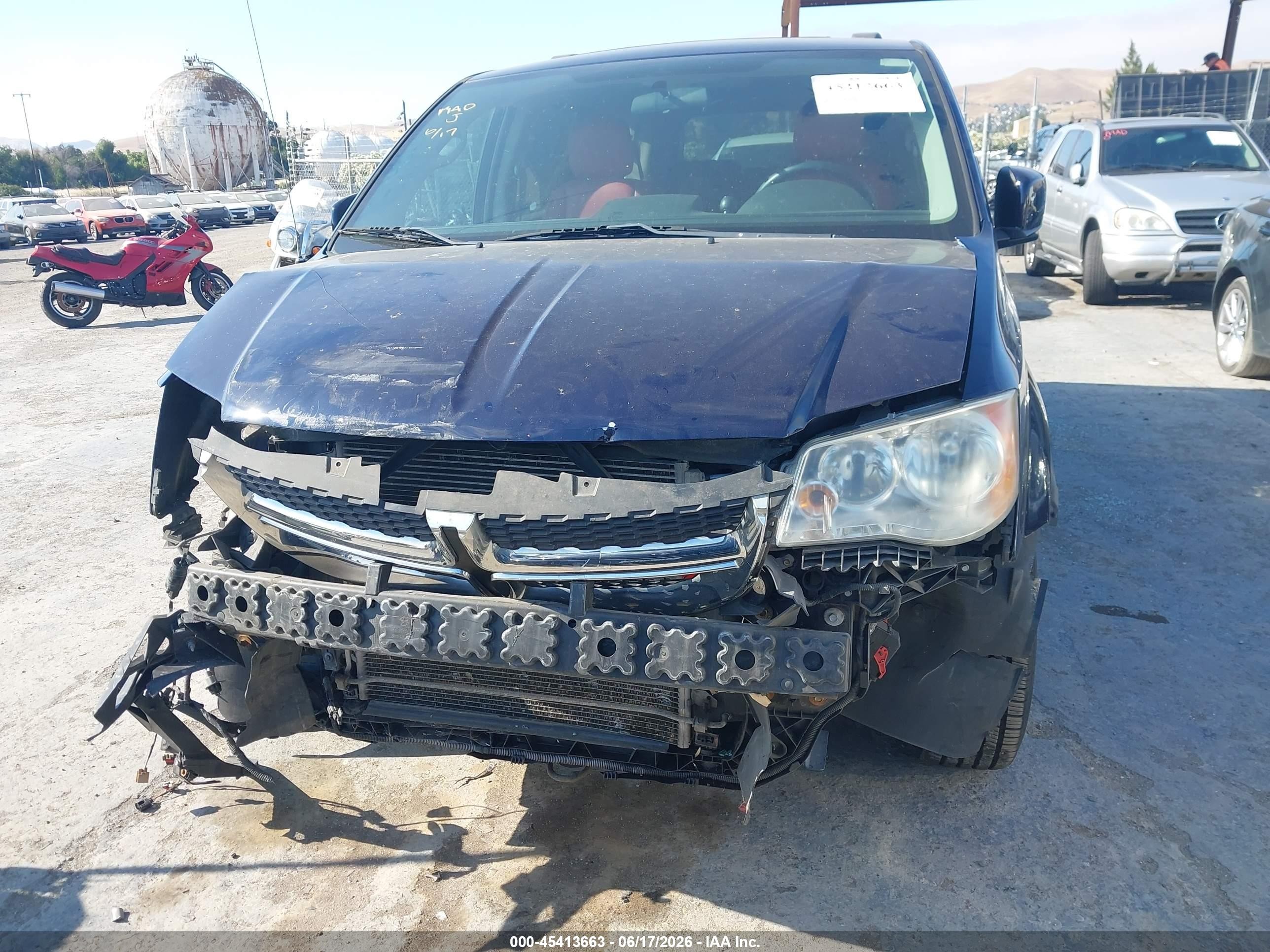 2013 Dodge Grand Caravan Sxt Dark Blue vin: 2C4RDGCGXDR738283