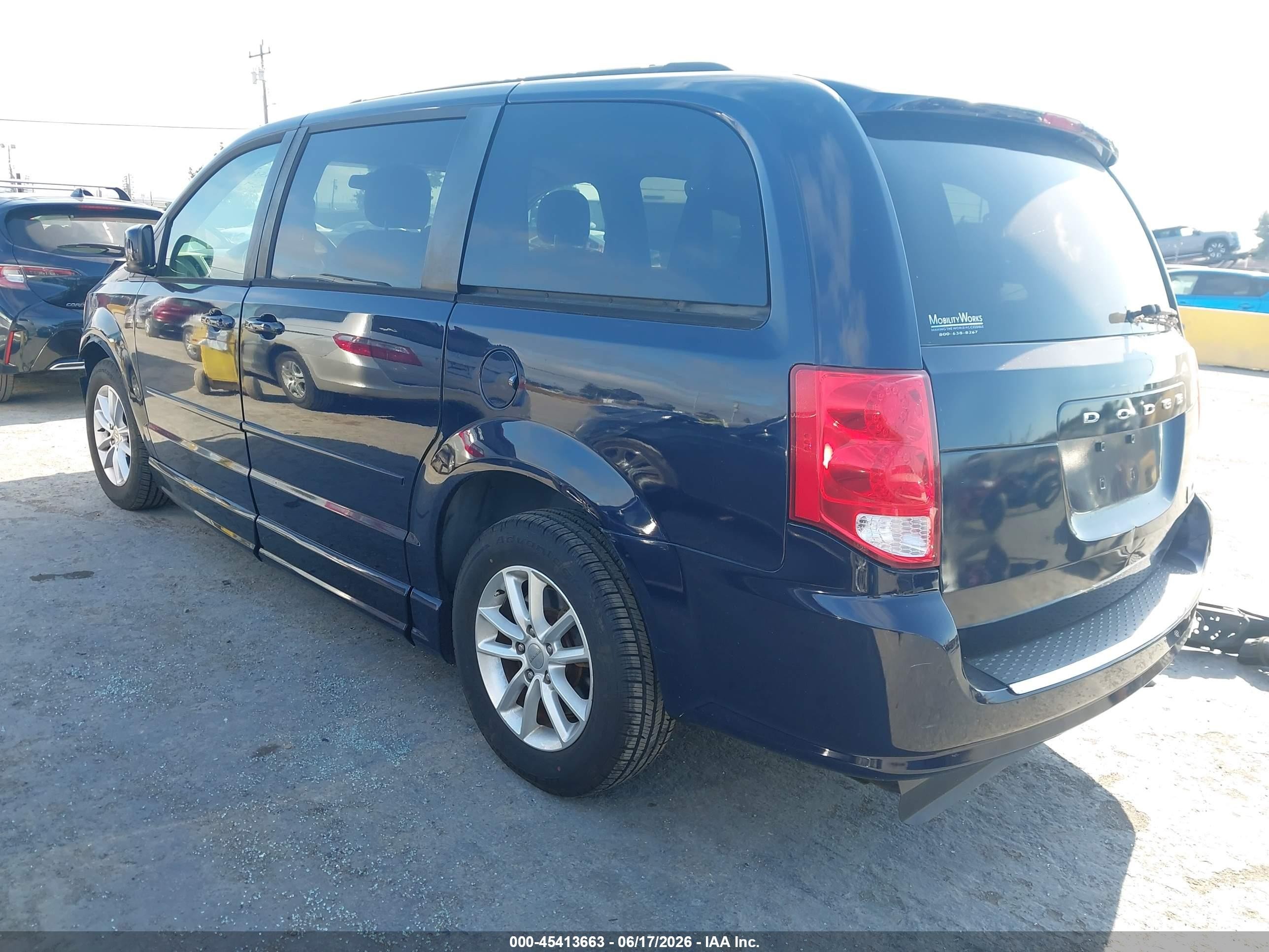 2013 Dodge Grand Caravan Sxt Dark Blue vin: 2C4RDGCGXDR738283