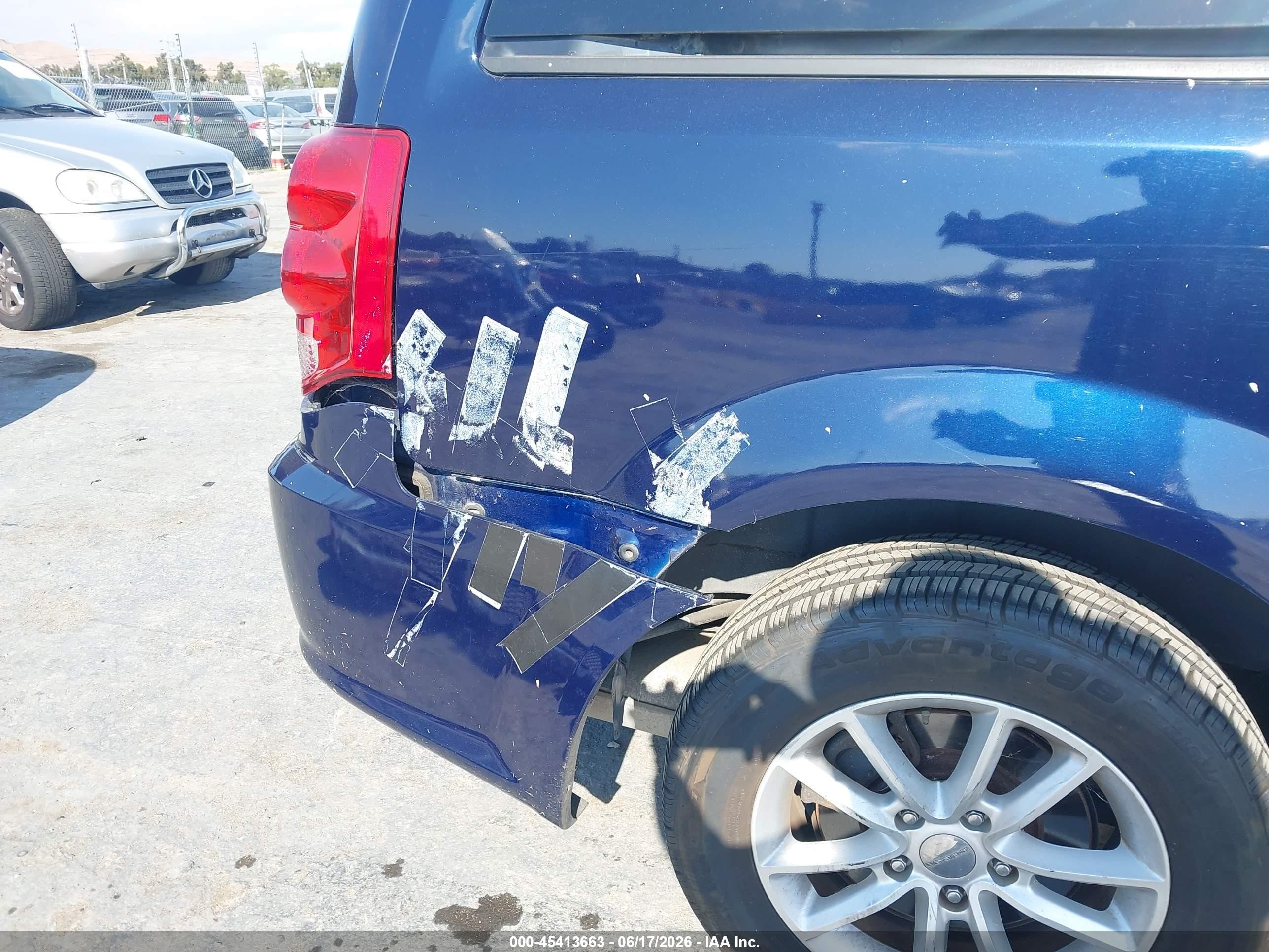 2013 Dodge Grand Caravan Sxt Dark Blue vin: 2C4RDGCGXDR738283