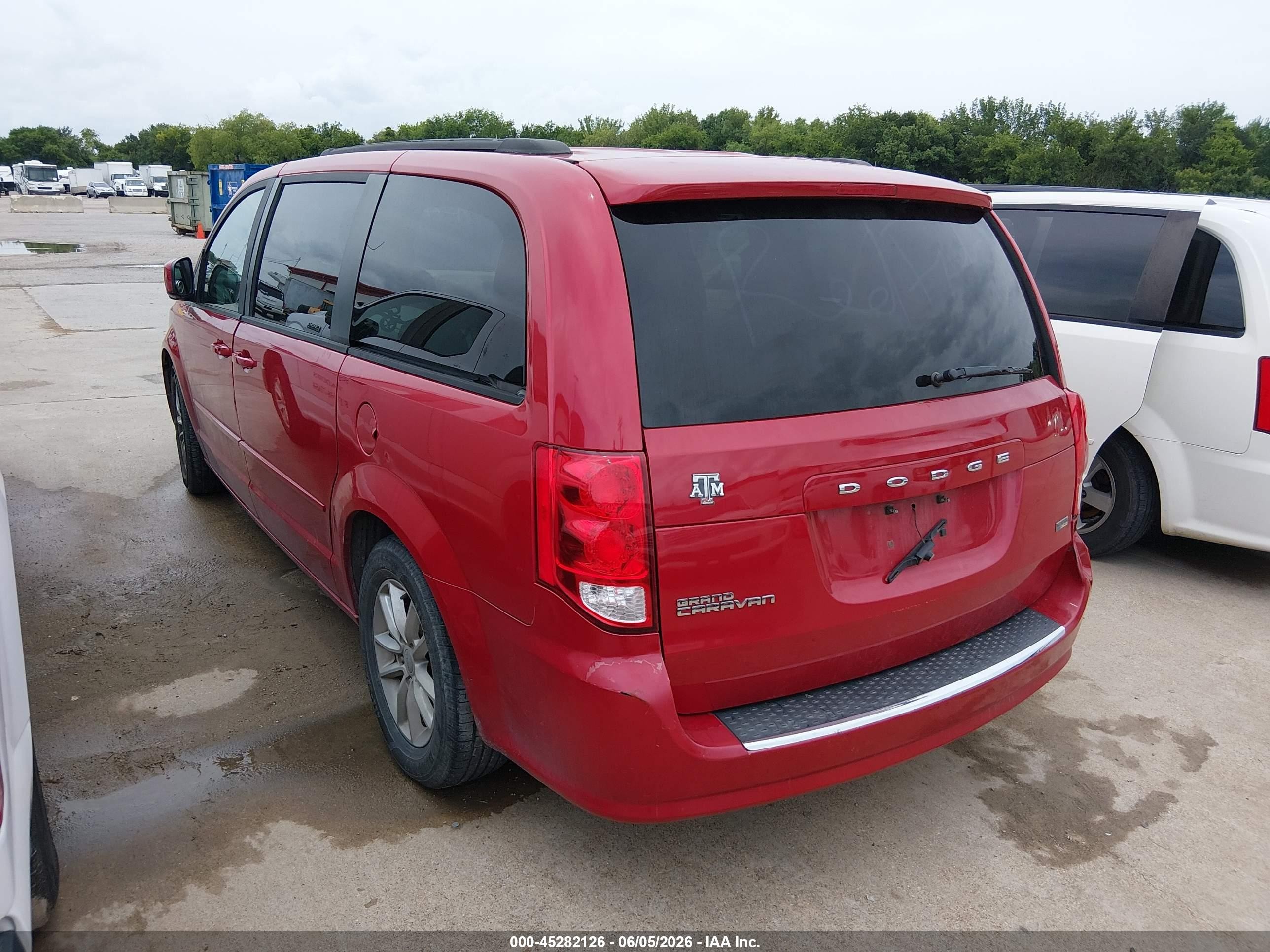 2013 Dodge Grand Caravan Sxt Red vin: 2C4RDGCGXDR738638