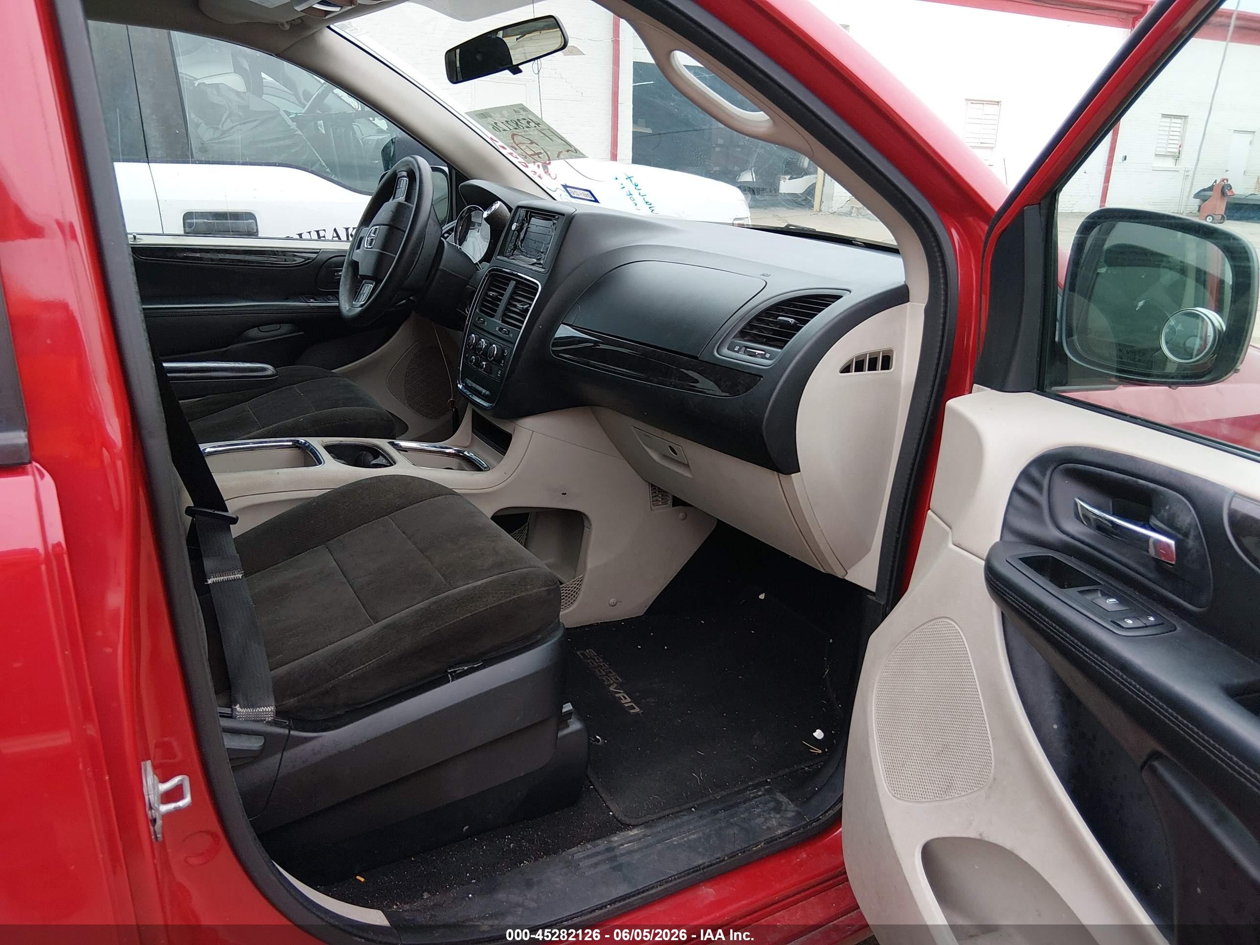 2013 Dodge Grand Caravan Sxt Red vin: 2C4RDGCGXDR738638