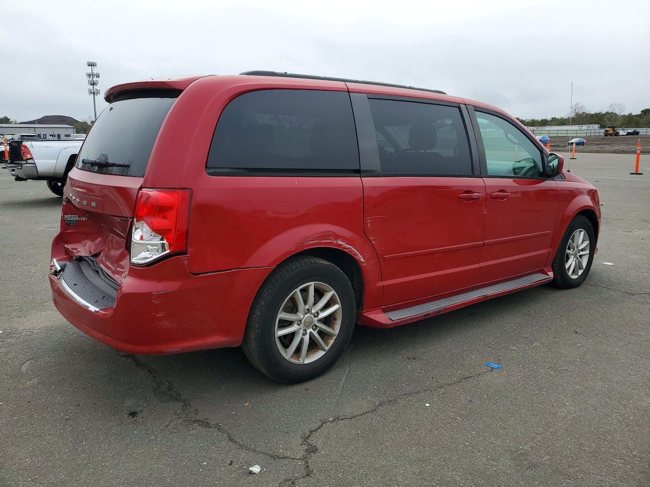 2013 Dodge Grand Caravan Sxt Red vin: 2C4RDGCGXDR771252