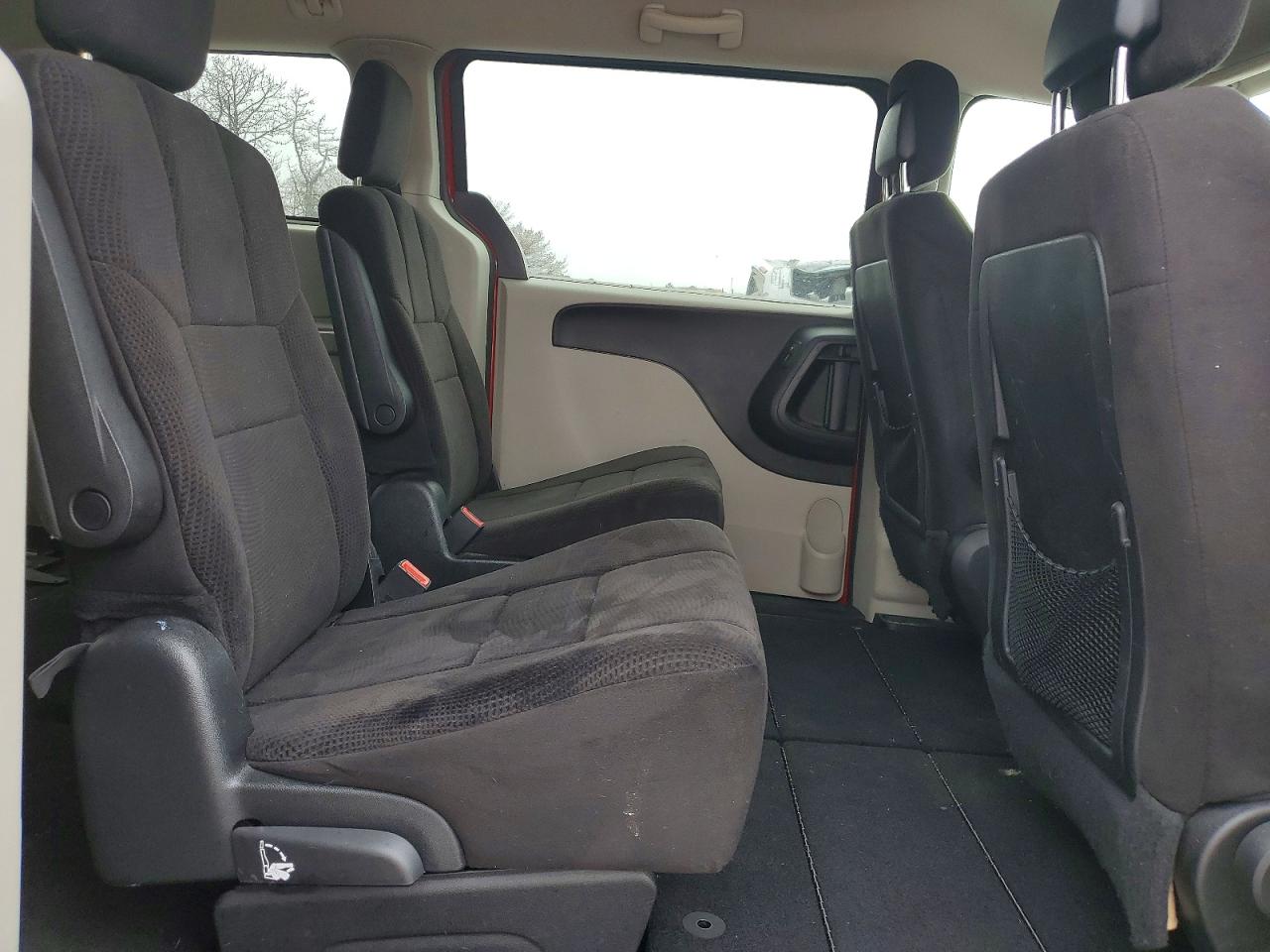 2013 Dodge Grand Caravan Sxt Red vin: 2C4RDGCGXDR771252