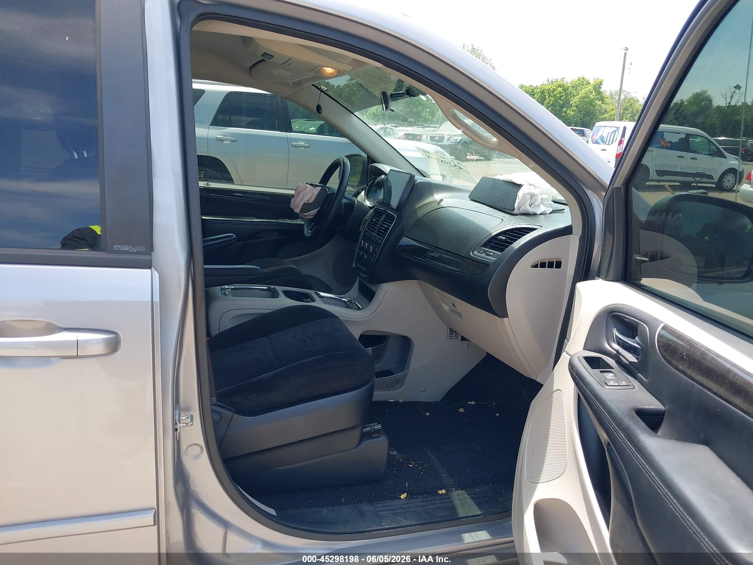2013 Dodge Grand Caravan Sxt Silver vin: 2C4RDGCGXDR794823