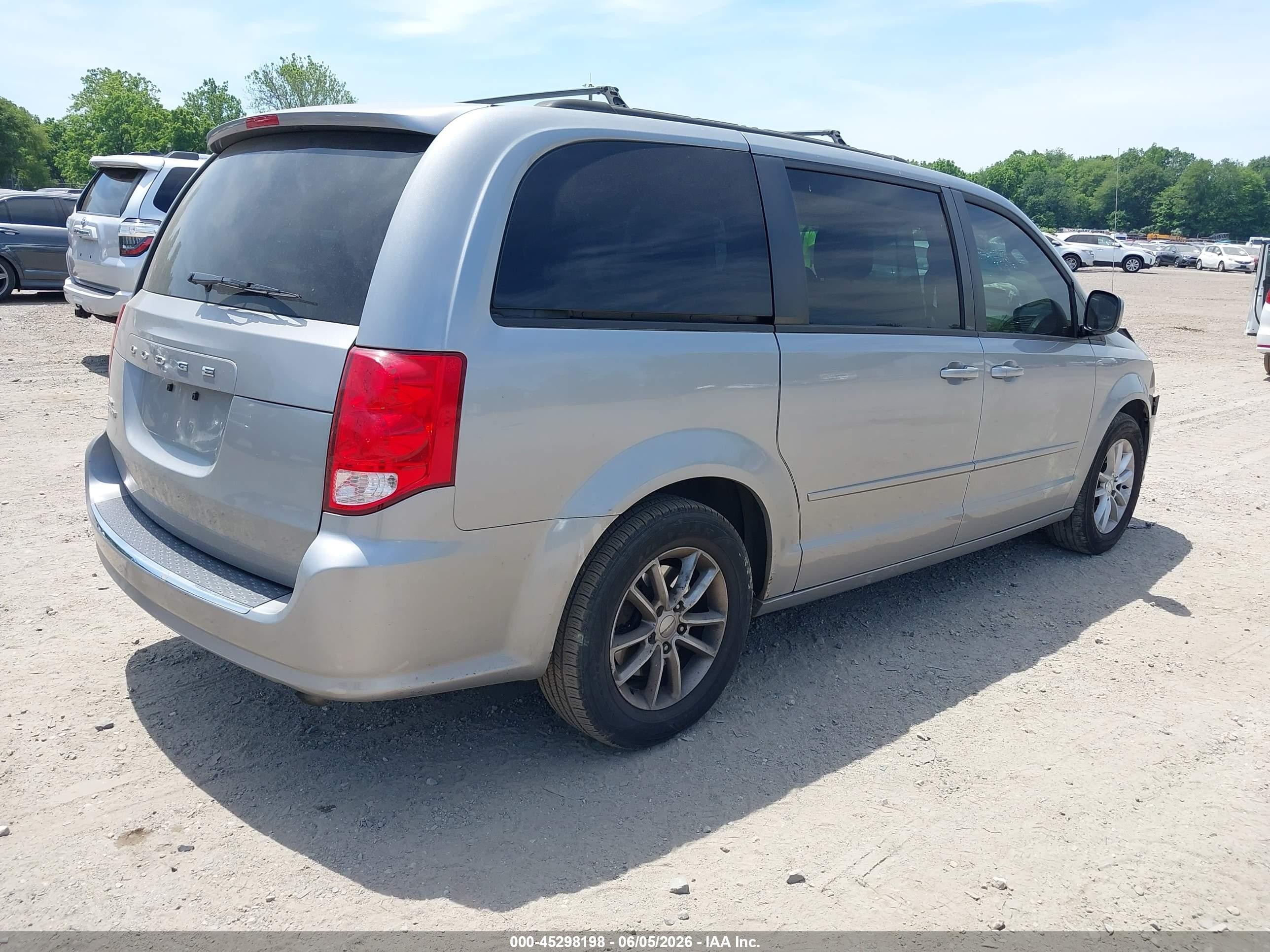 2013 Dodge Grand Caravan Sxt Silver vin: 2C4RDGCGXDR794823
