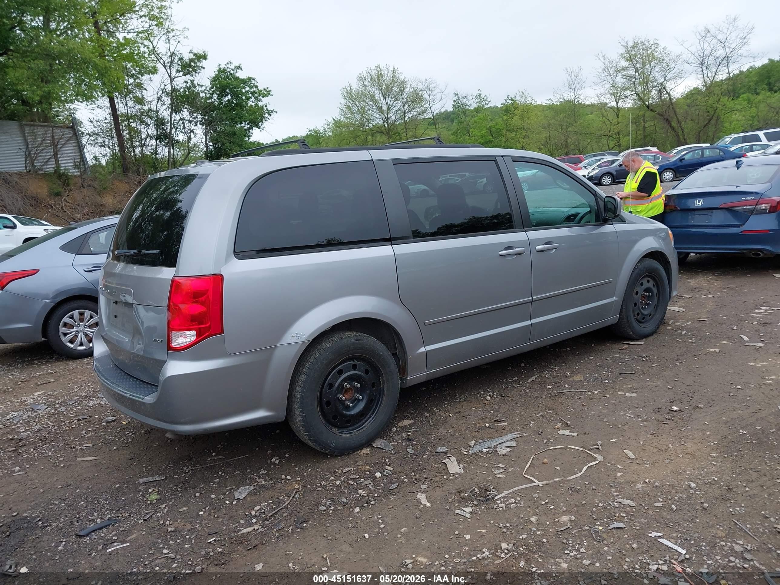 2014 Dodge Grand Caravan Sxt Gray vin: 2C4RDGCGXER141975