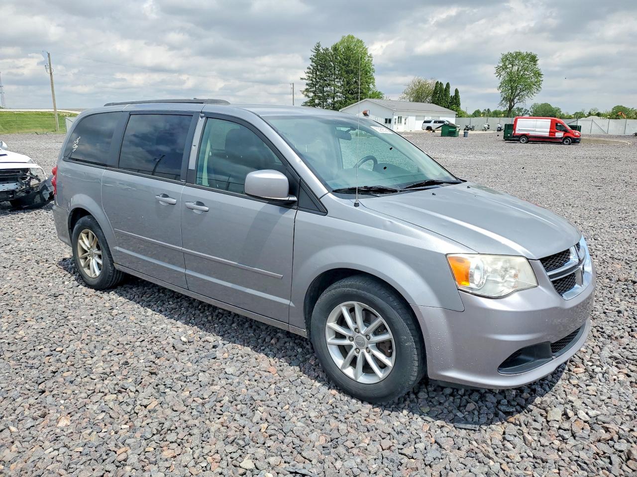 2014 Dodge Grand Caravan Sxt Silver vin: 2C4RDGCGXER154287