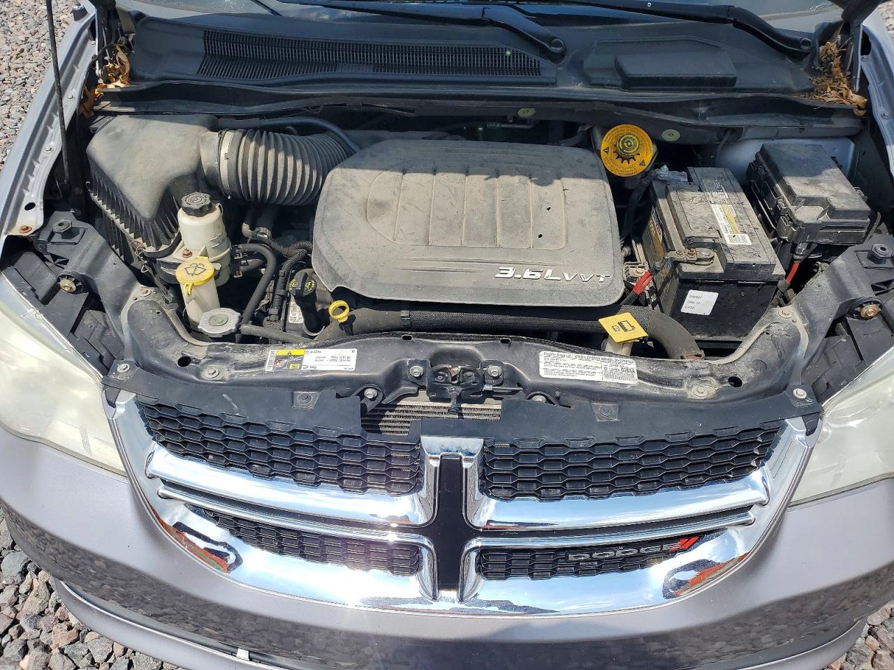 2014 Dodge Grand Caravan Sxt Silver vin: 2C4RDGCGXER154287