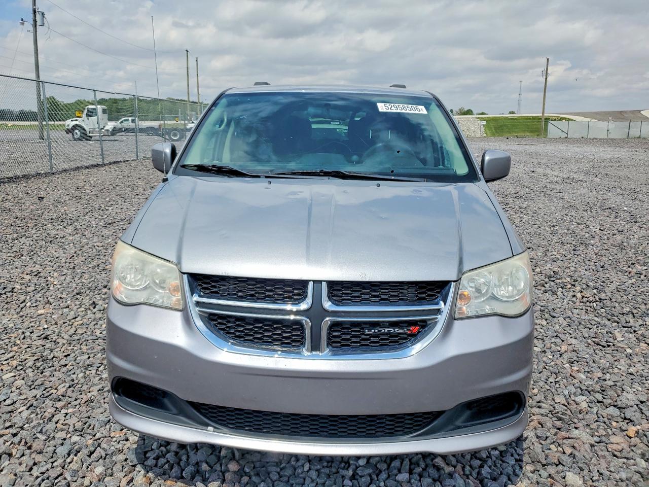 2014 Dodge Grand Caravan Sxt Silver vin: 2C4RDGCGXER154287