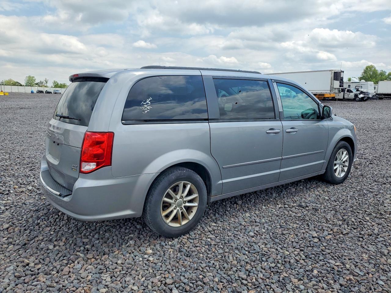 2014 Dodge Grand Caravan Sxt Silver vin: 2C4RDGCGXER154287