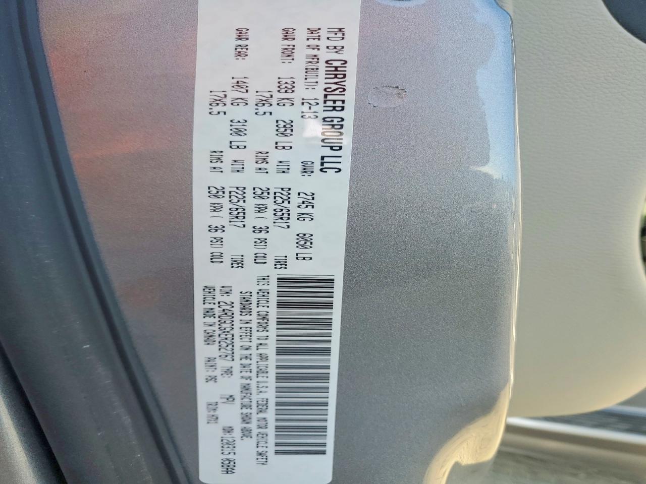 2014 Dodge Grand Caravan Sxt Silver vin: 2C4RDGCGXER252767