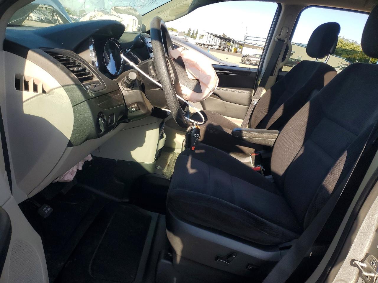 2014 Dodge Grand Caravan Sxt Silver vin: 2C4RDGCGXER252767
