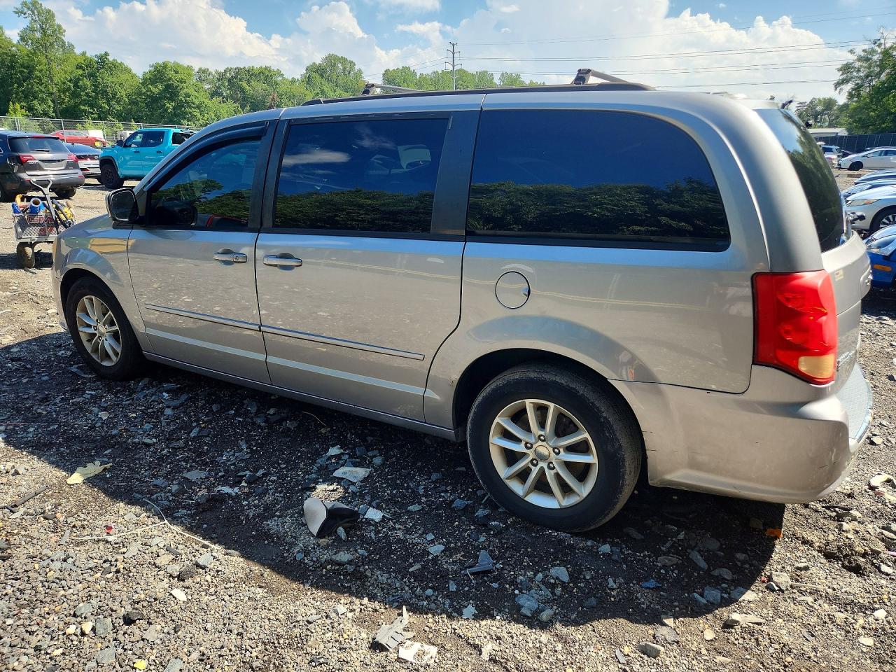 2014 Dodge Grand Caravan Sxt Silver vin: 2C4RDGCGXER253868