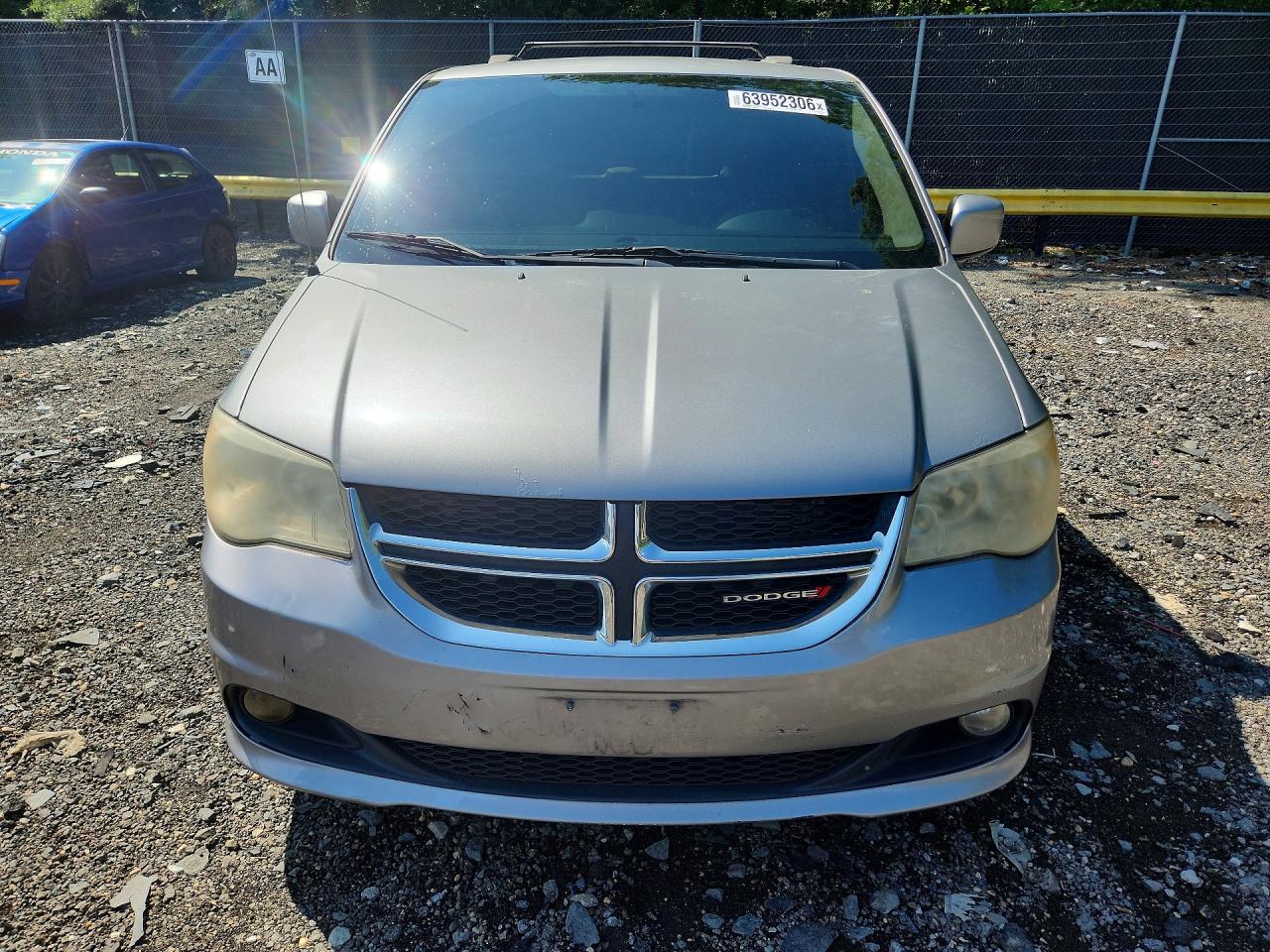 2014 Dodge Grand Caravan Sxt Silver vin: 2C4RDGCGXER253868