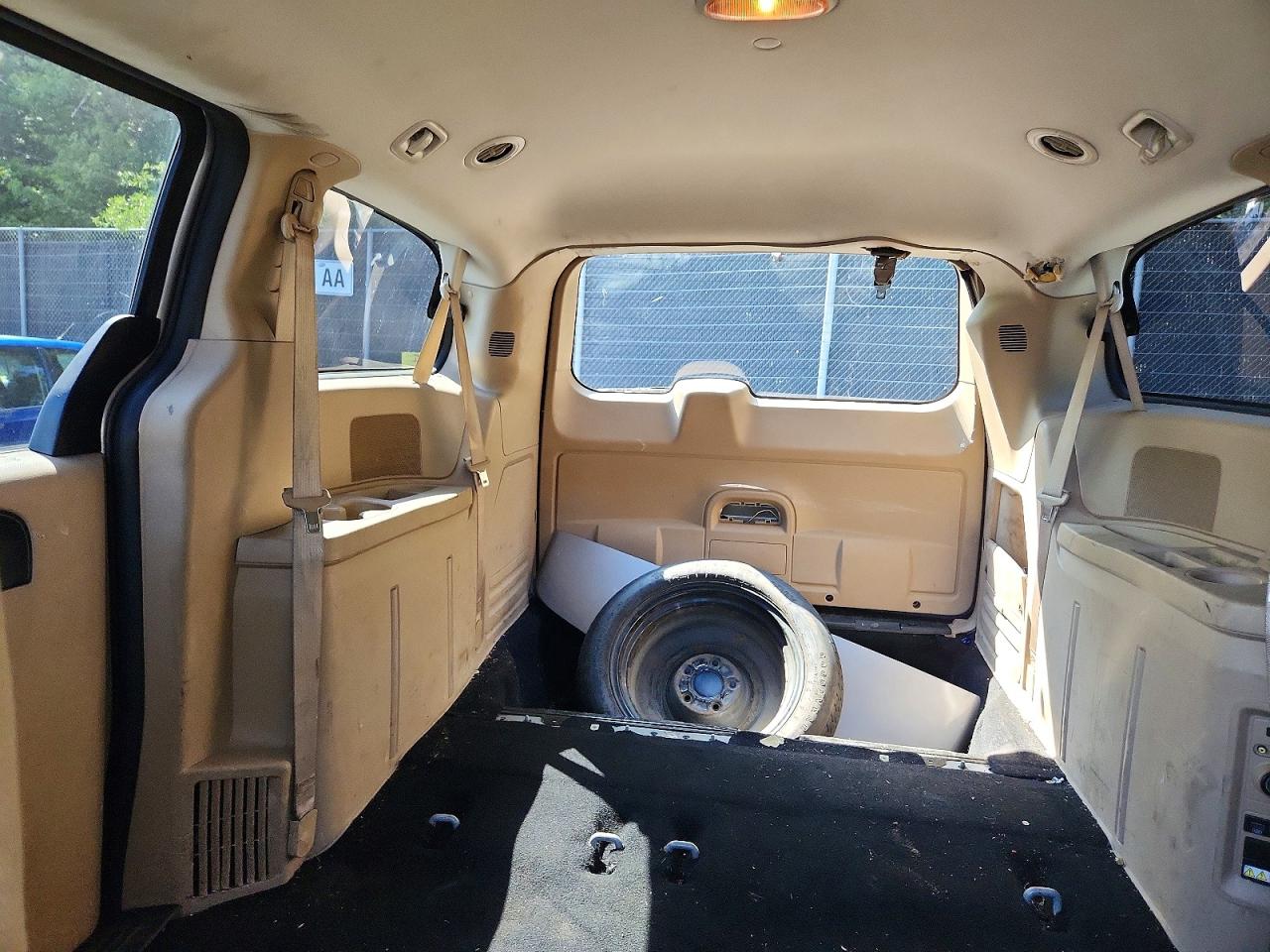 2014 Dodge Grand Caravan Sxt Silver vin: 2C4RDGCGXER253868
