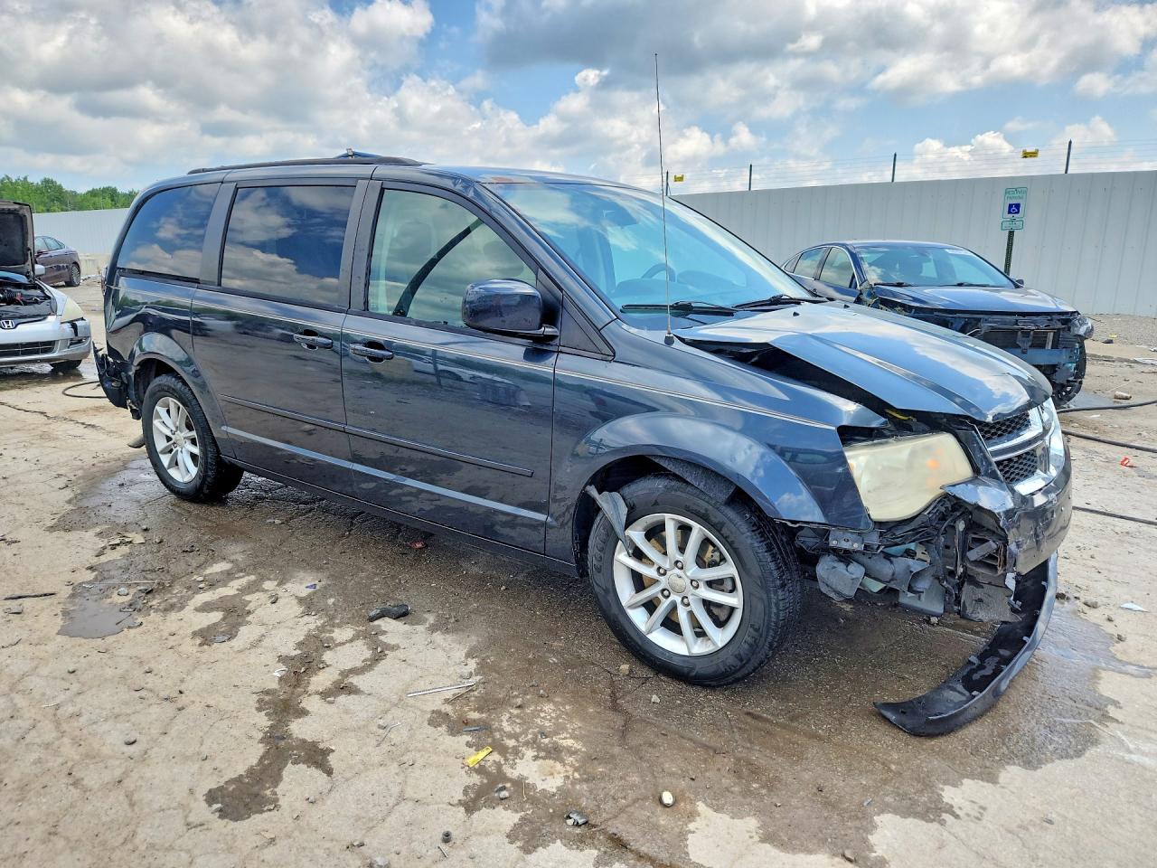 2014 Dodge Grand Caravan Sxt Black vin: 2C4RDGCGXER259847