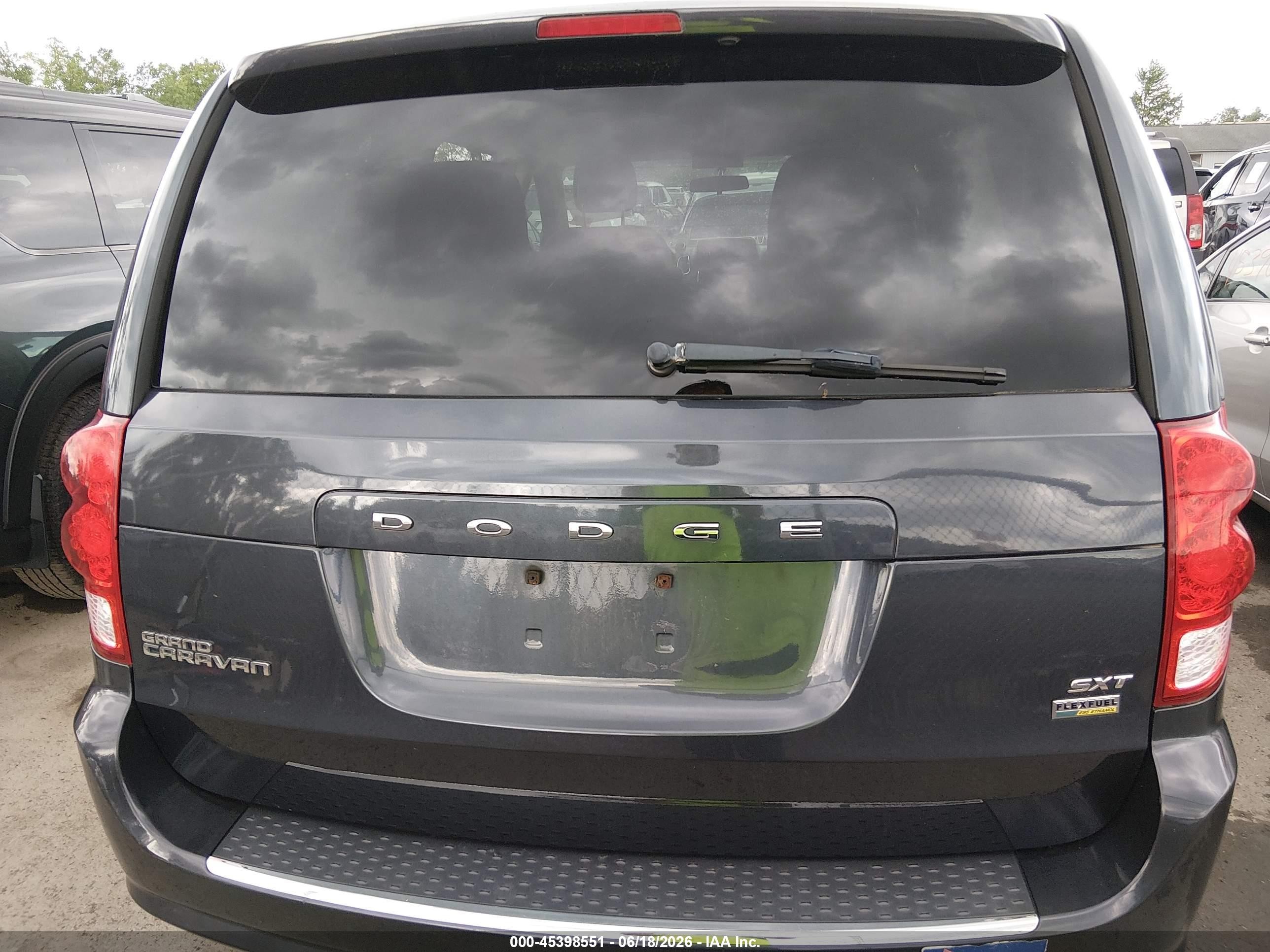 2014 Dodge Grand Caravan Sxt Blue vin: 2C4RDGCGXER262277