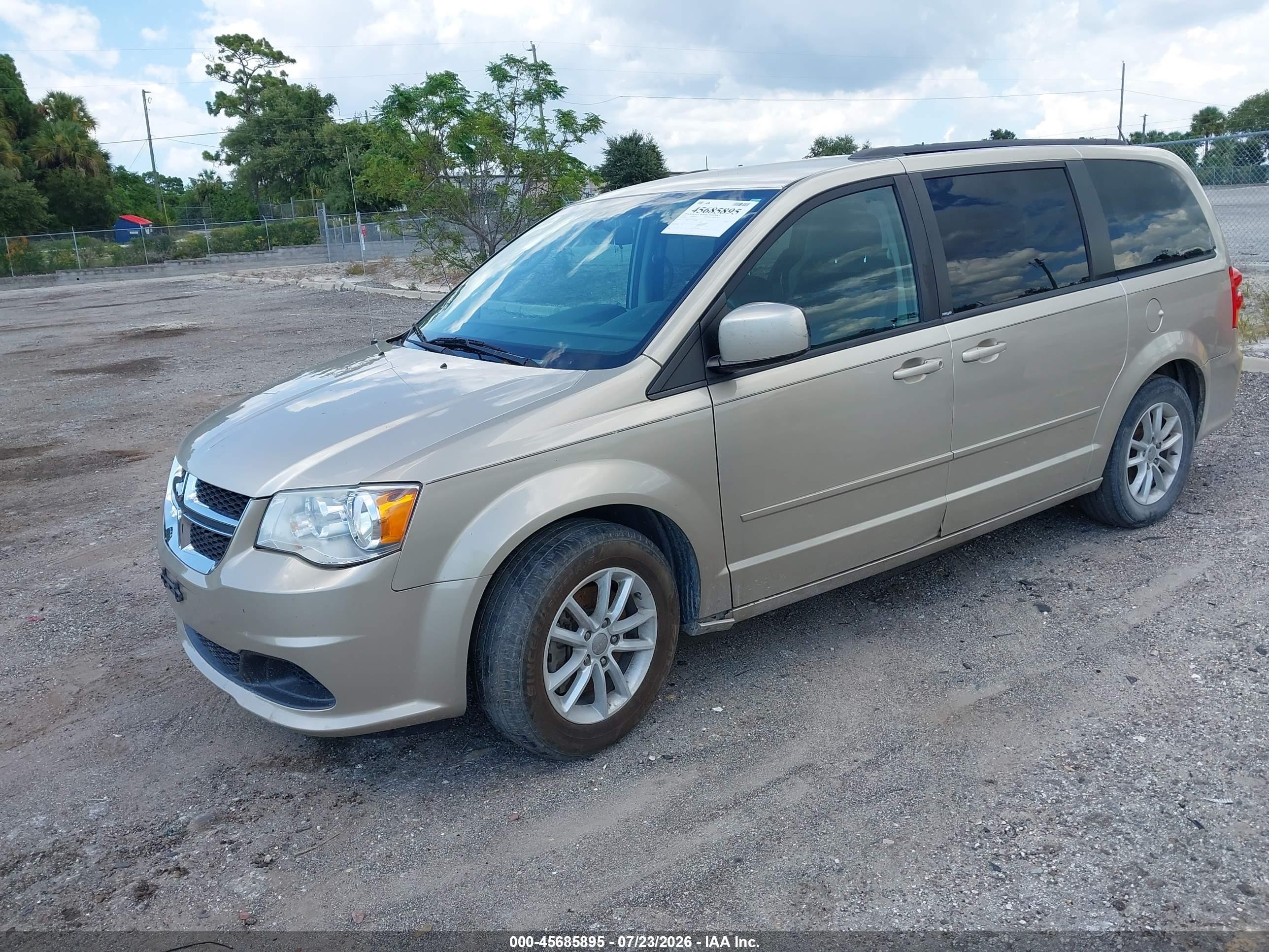 2014 Dodge Grand Caravan Sxt Champagne vin: 2C4RDGCGXER266359