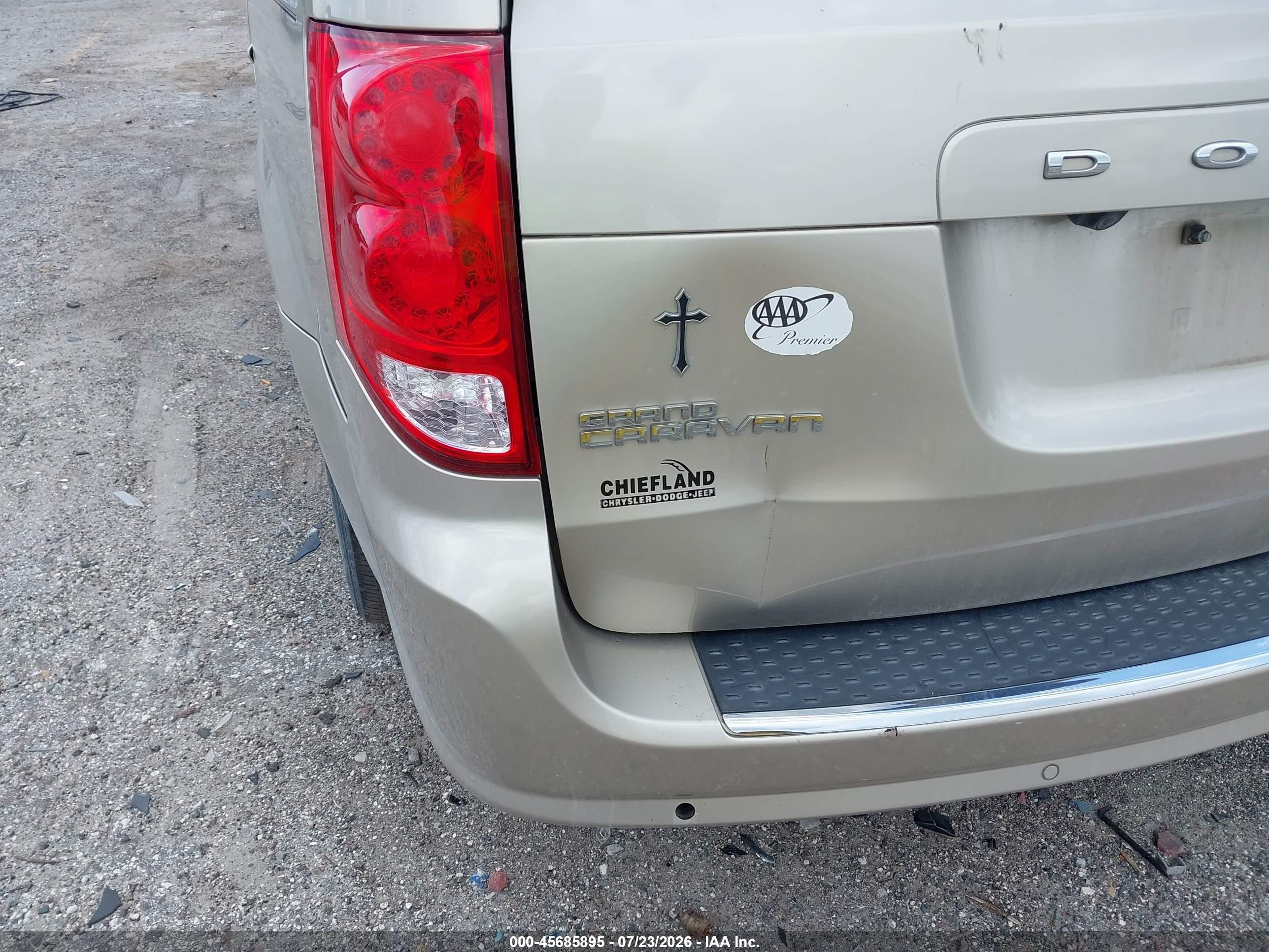 2014 Dodge Grand Caravan Sxt Champagne vin: 2C4RDGCGXER266359