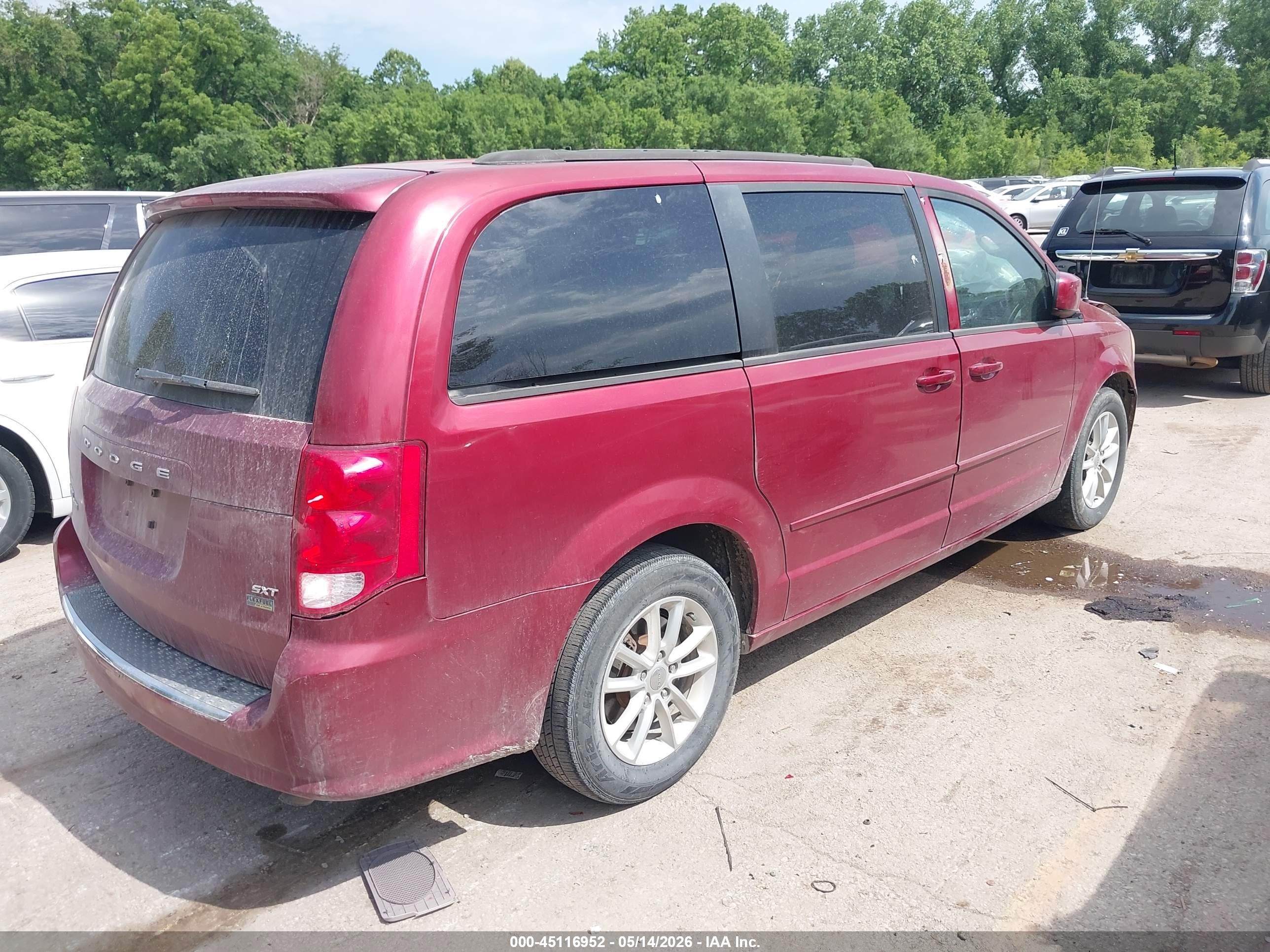 2014 Dodge Grand Caravan Sxt Red vin: 2C4RDGCGXER291729