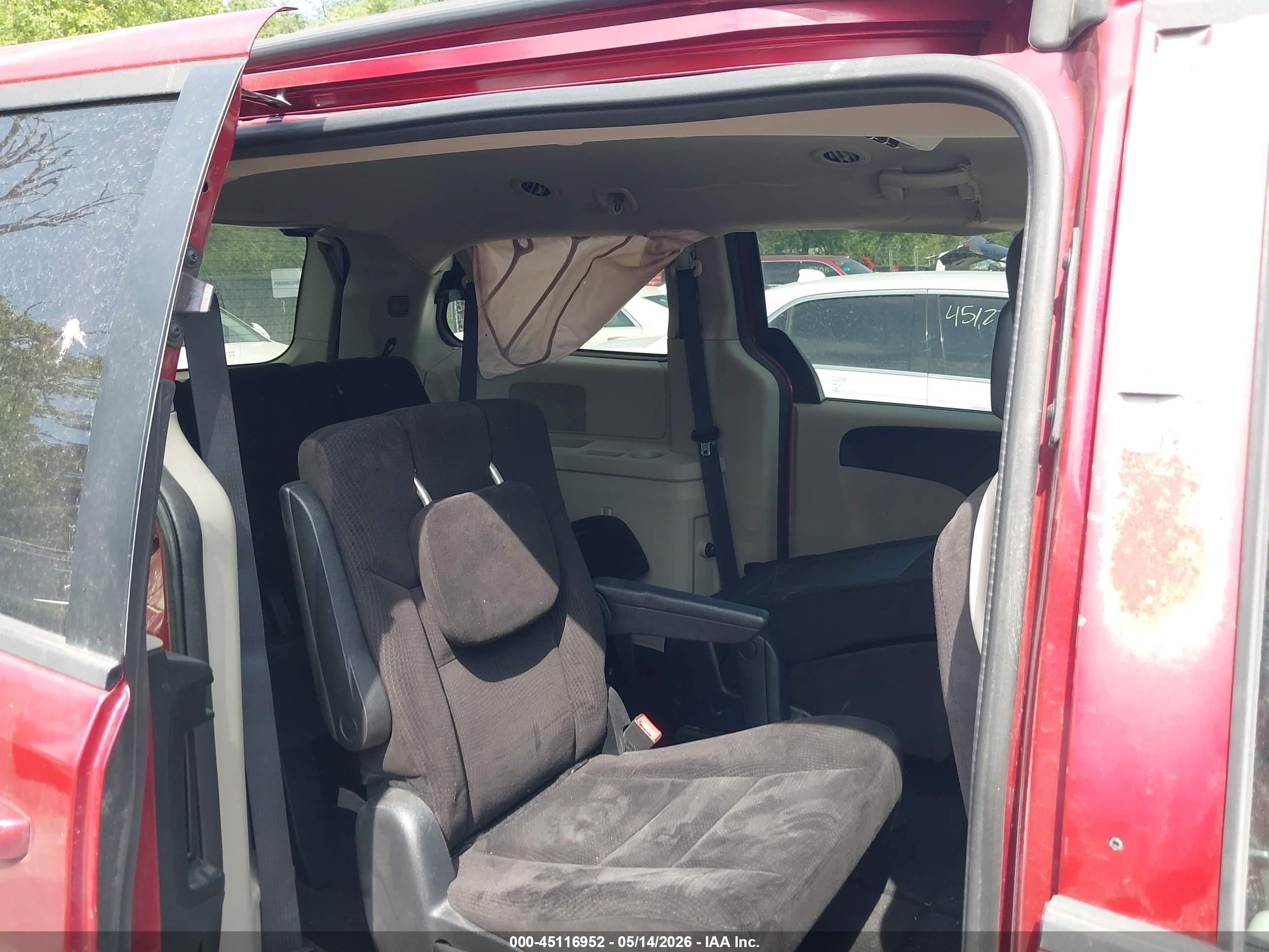 2014 Dodge Grand Caravan Sxt Red vin: 2C4RDGCGXER291729