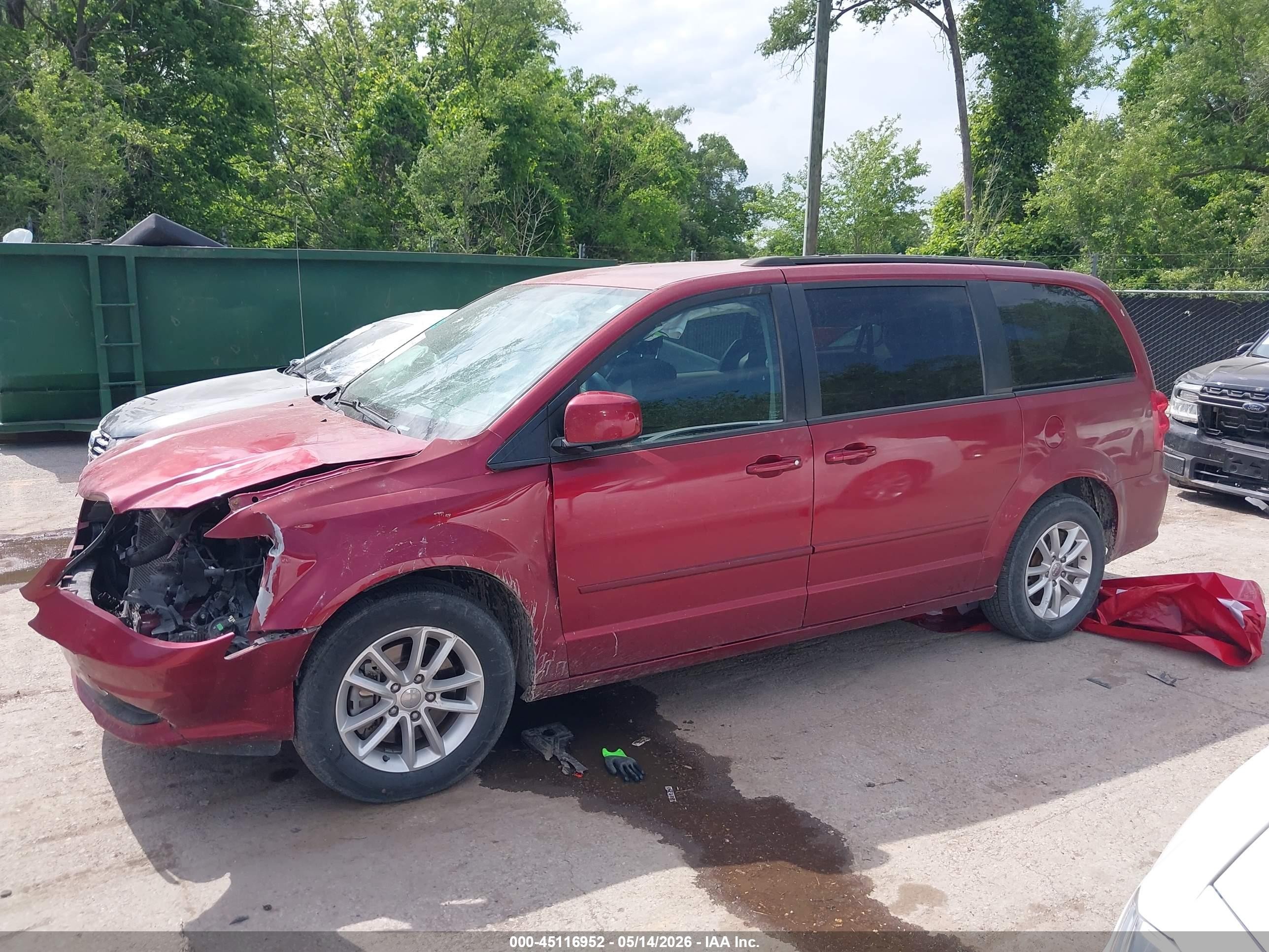 2014 Dodge Grand Caravan Sxt Red vin: 2C4RDGCGXER291729