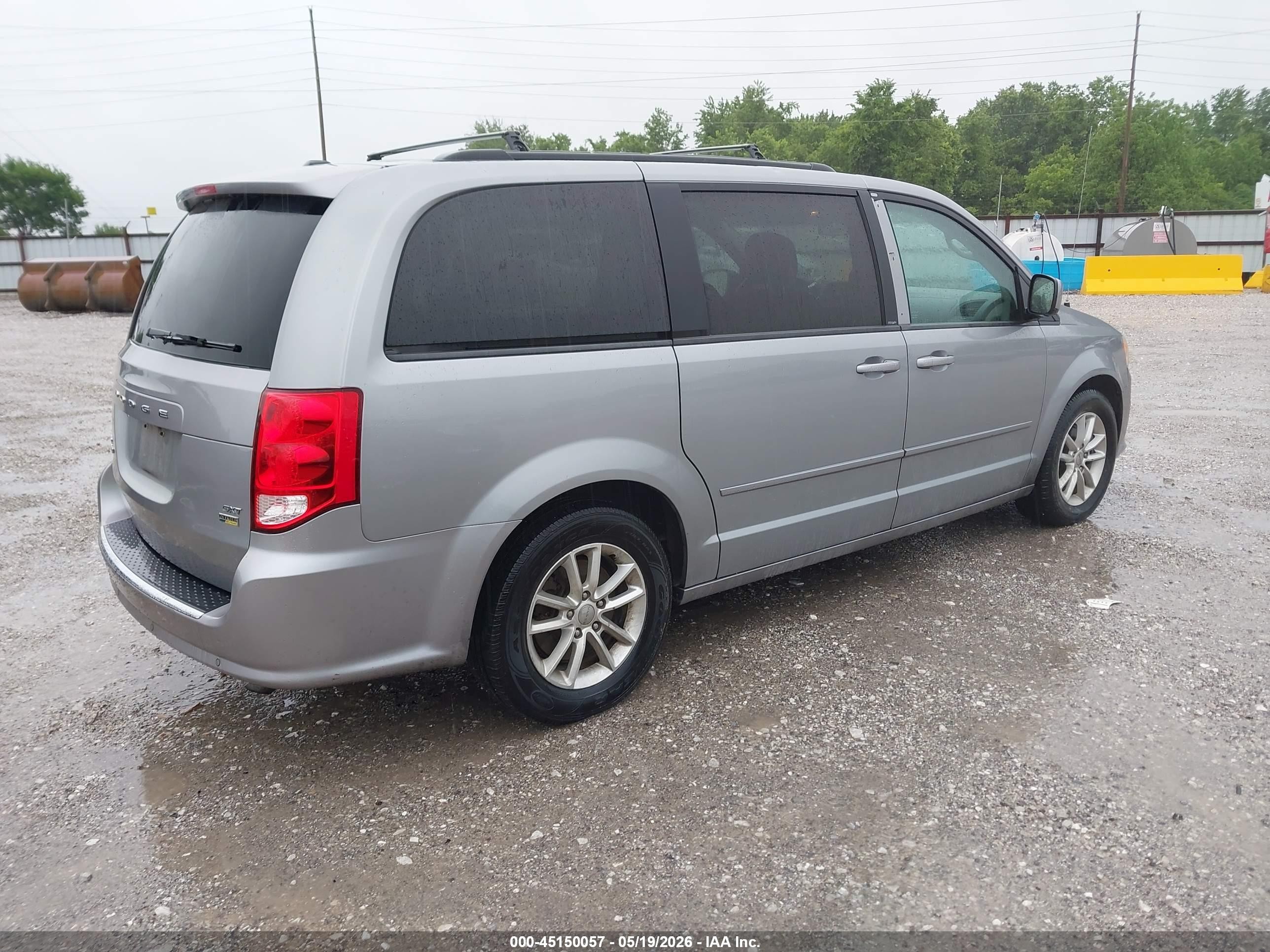 2014 Dodge Grand Caravan Sxt Silver vin: 2C4RDGCGXER341710
