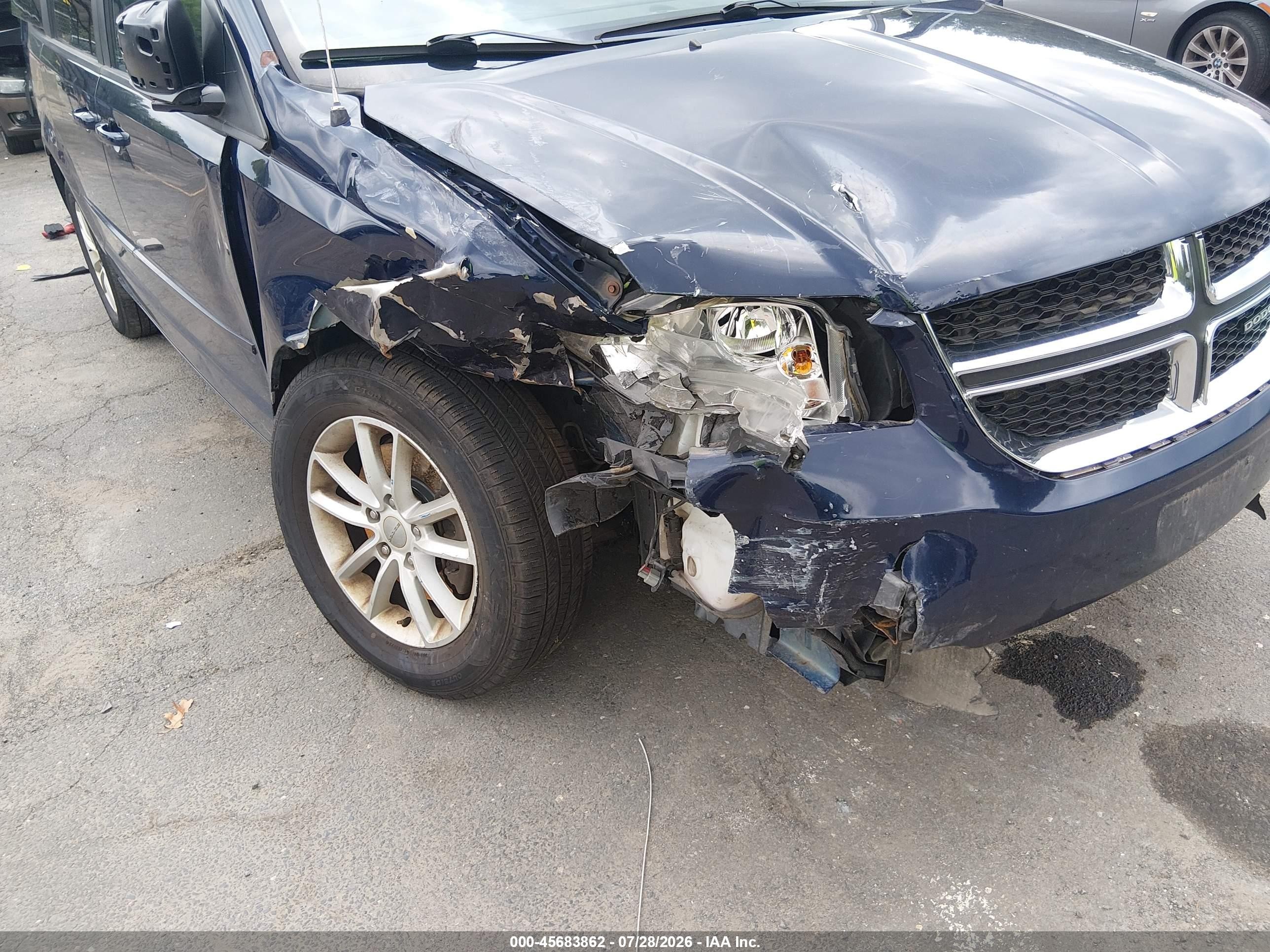 2014 Dodge Grand Caravan Sxt Dark Blue vin: 2C4RDGCGXER391216