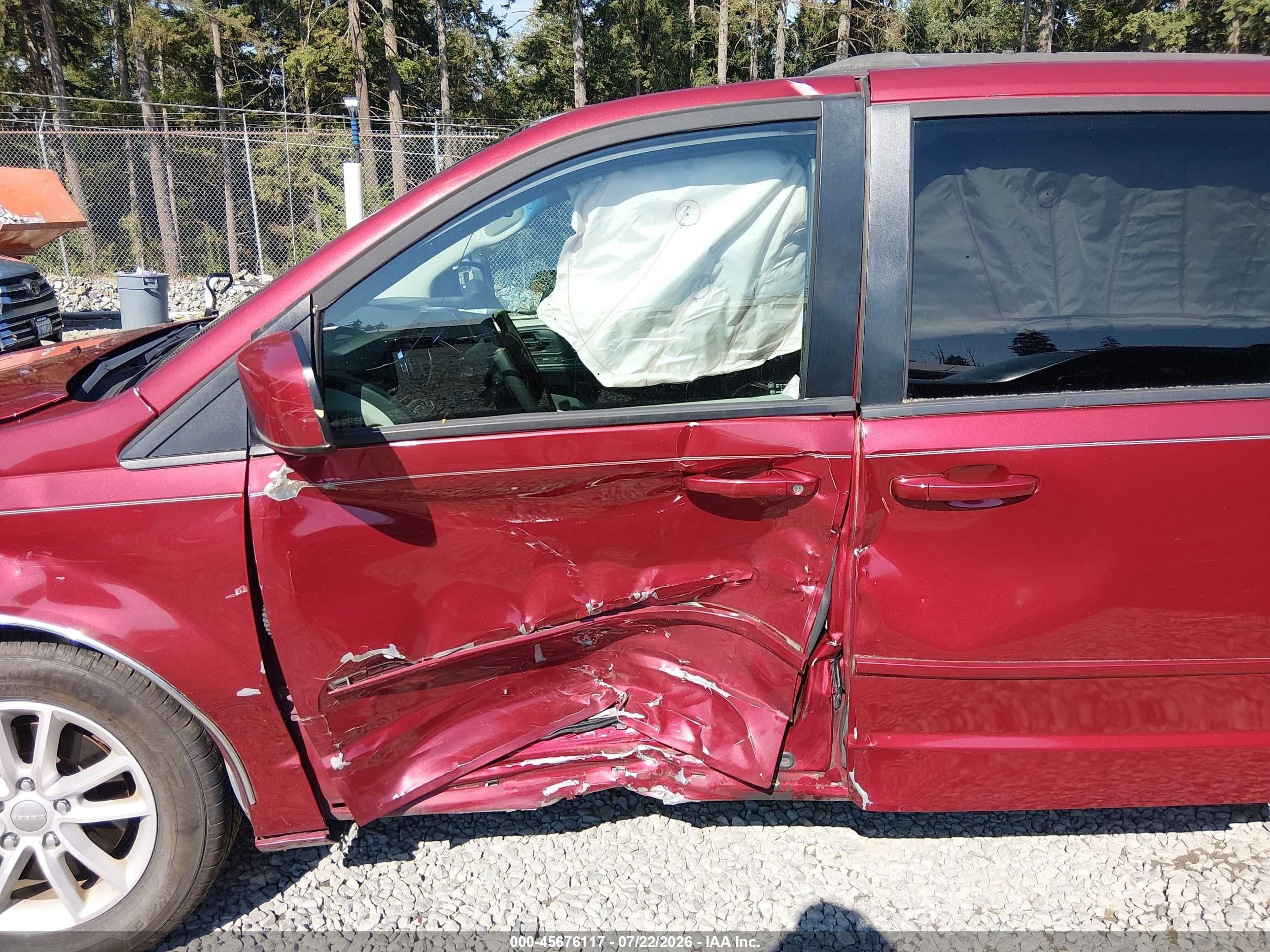 2014 Dodge Grand Caravan Sxt Red vin: 2C4RDGCGXER392284