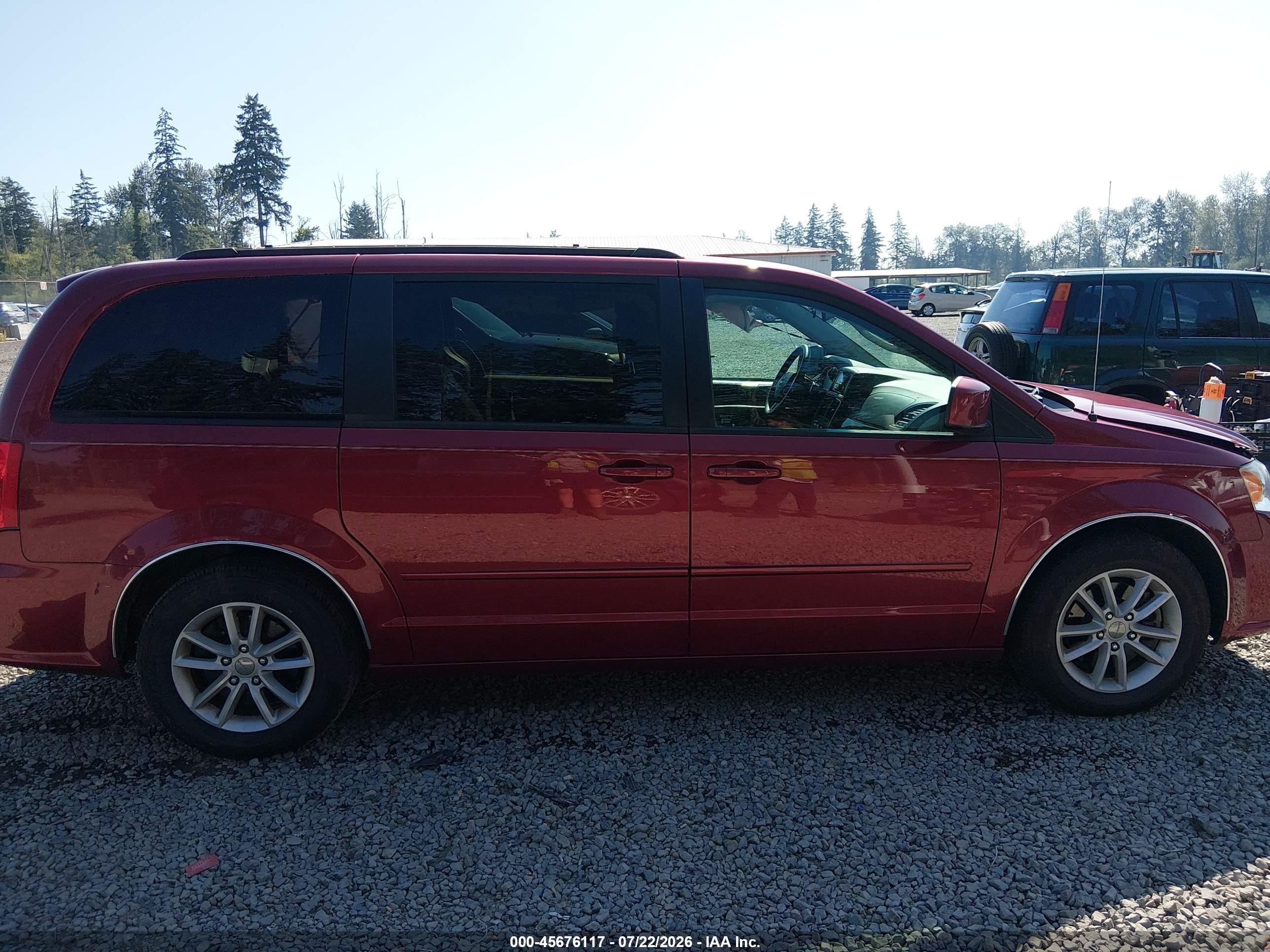 2014 Dodge Grand Caravan Sxt Red vin: 2C4RDGCGXER392284