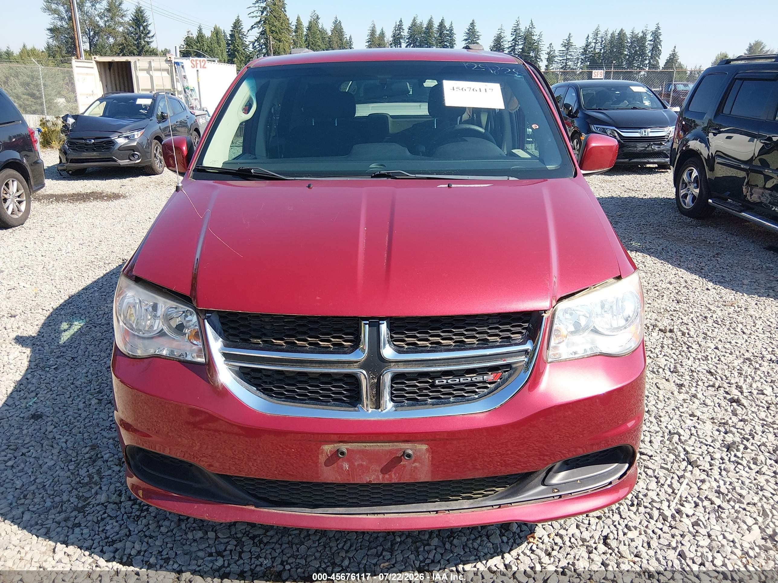 2014 Dodge Grand Caravan Sxt Red vin: 2C4RDGCGXER392284