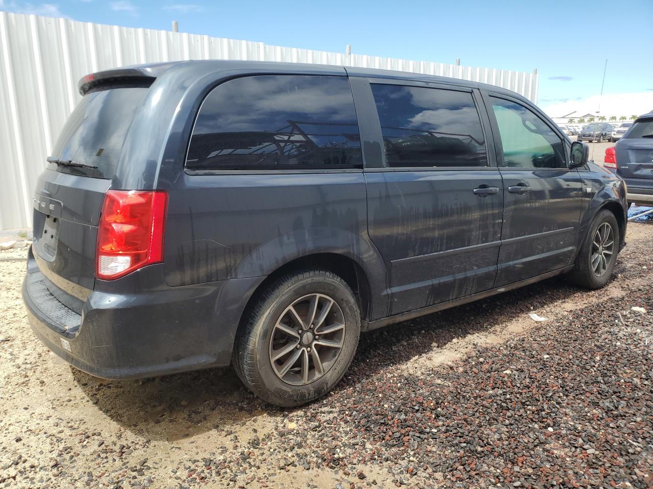 2014 Dodge Grand Caravan Sxt Blue vin: 2C4RDGCGXER462608 Damage: Right Qtr Panel, Heavy Scratch, 6 To 7 Inches