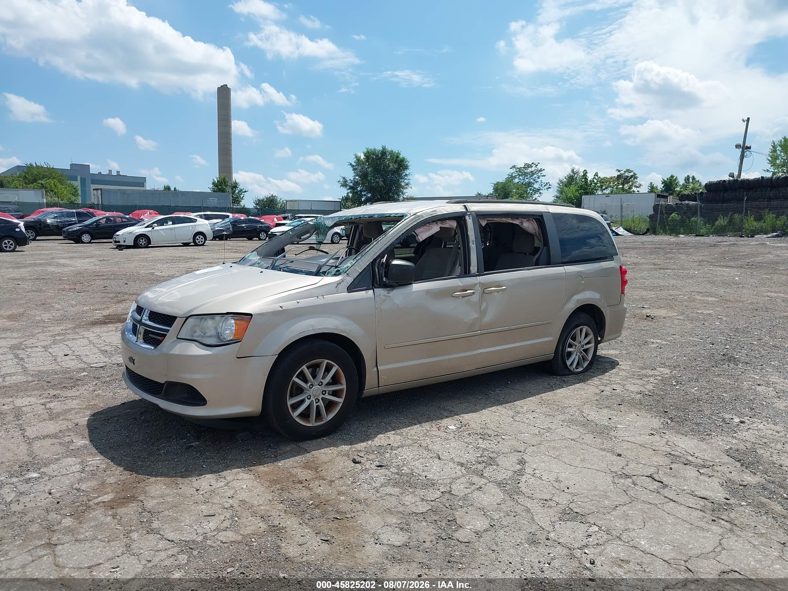 2015 Dodge Grand Caravan Sxt Серебряный vin: 2C4RDGCGXFR524753