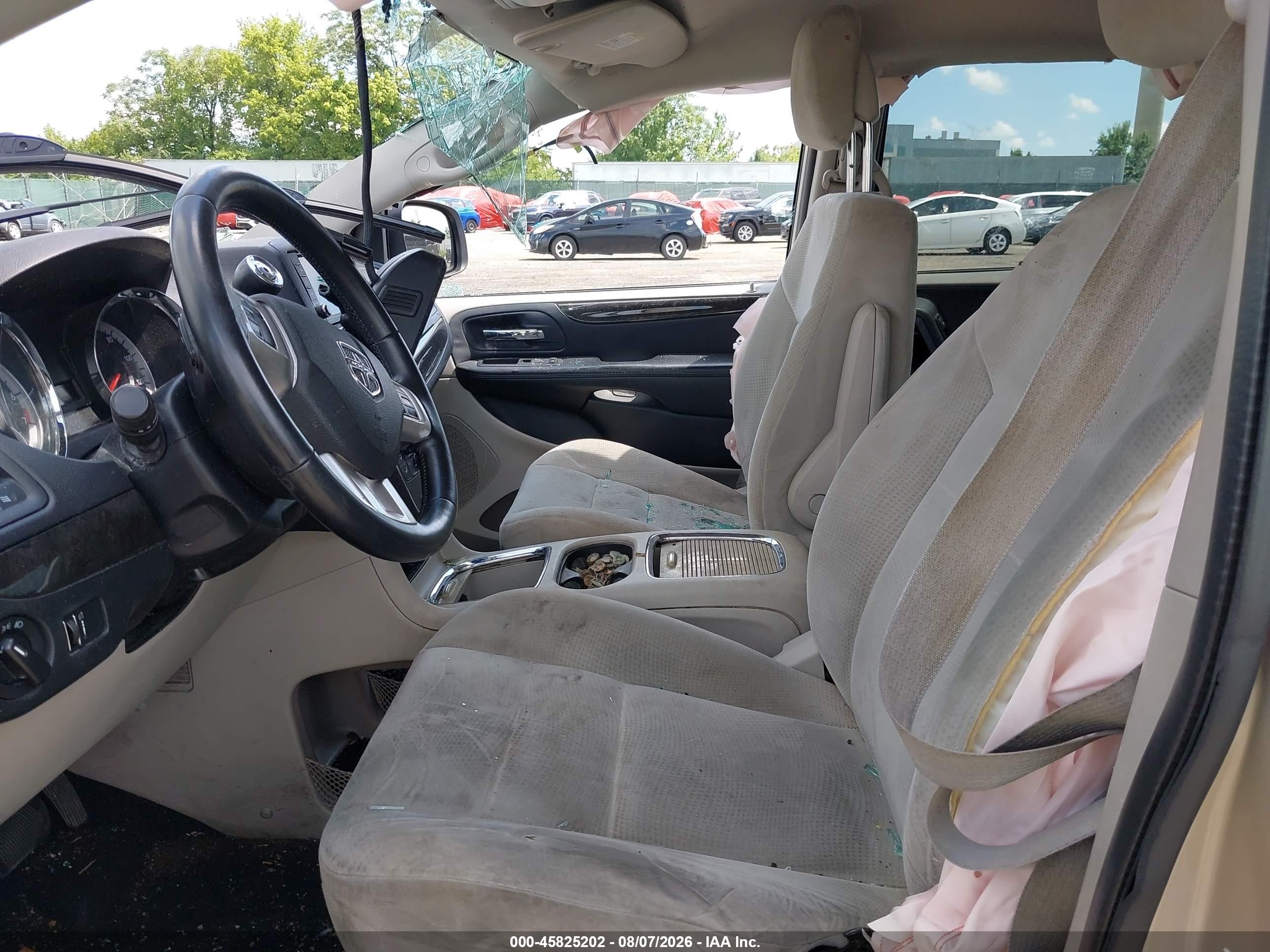 2015 Dodge Grand Caravan Sxt Серебряный vin: 2C4RDGCGXFR524753