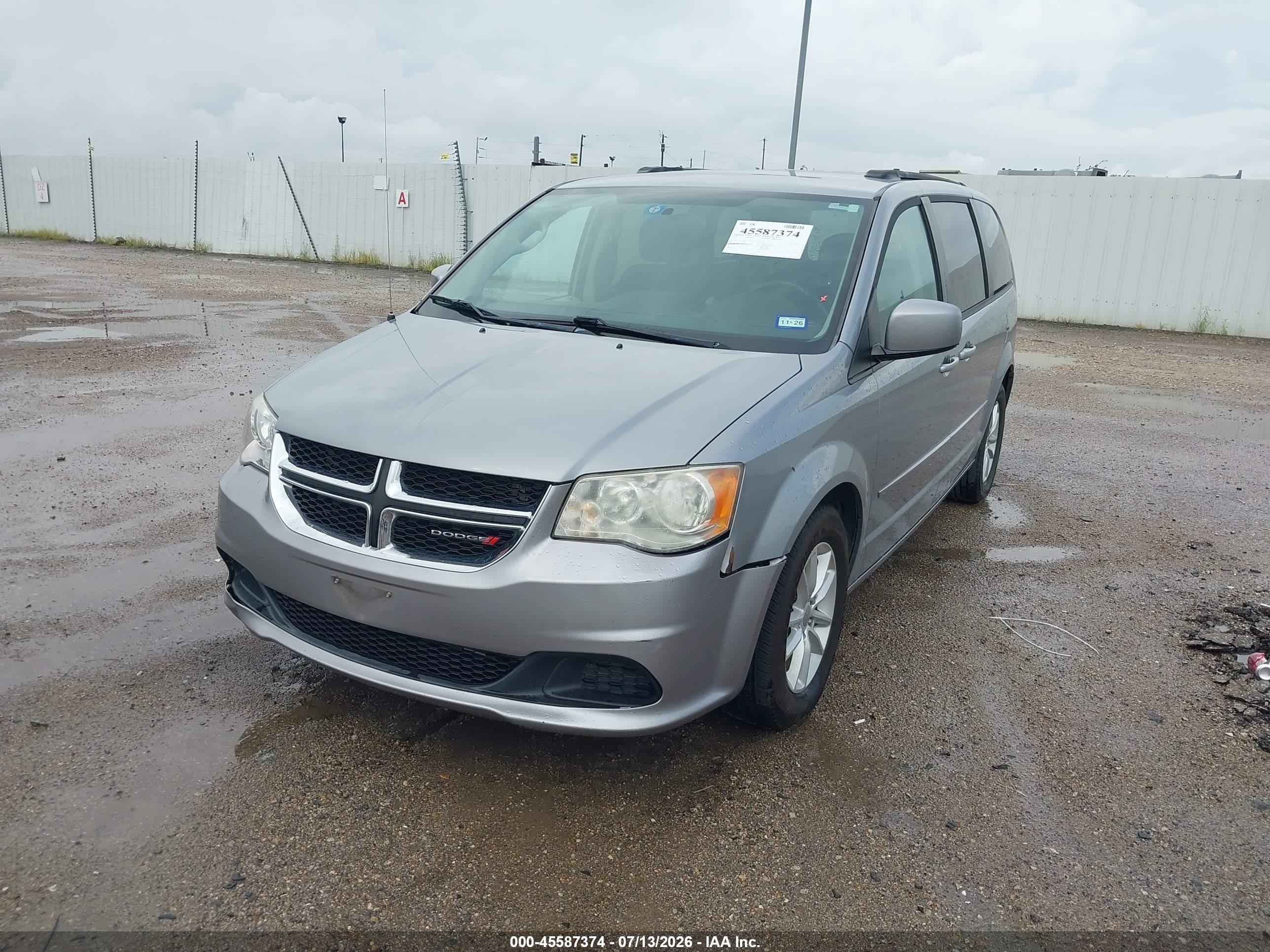 2015 Dodge Grand Caravan Sxt Silver vin: 2C4RDGCGXFR533128
