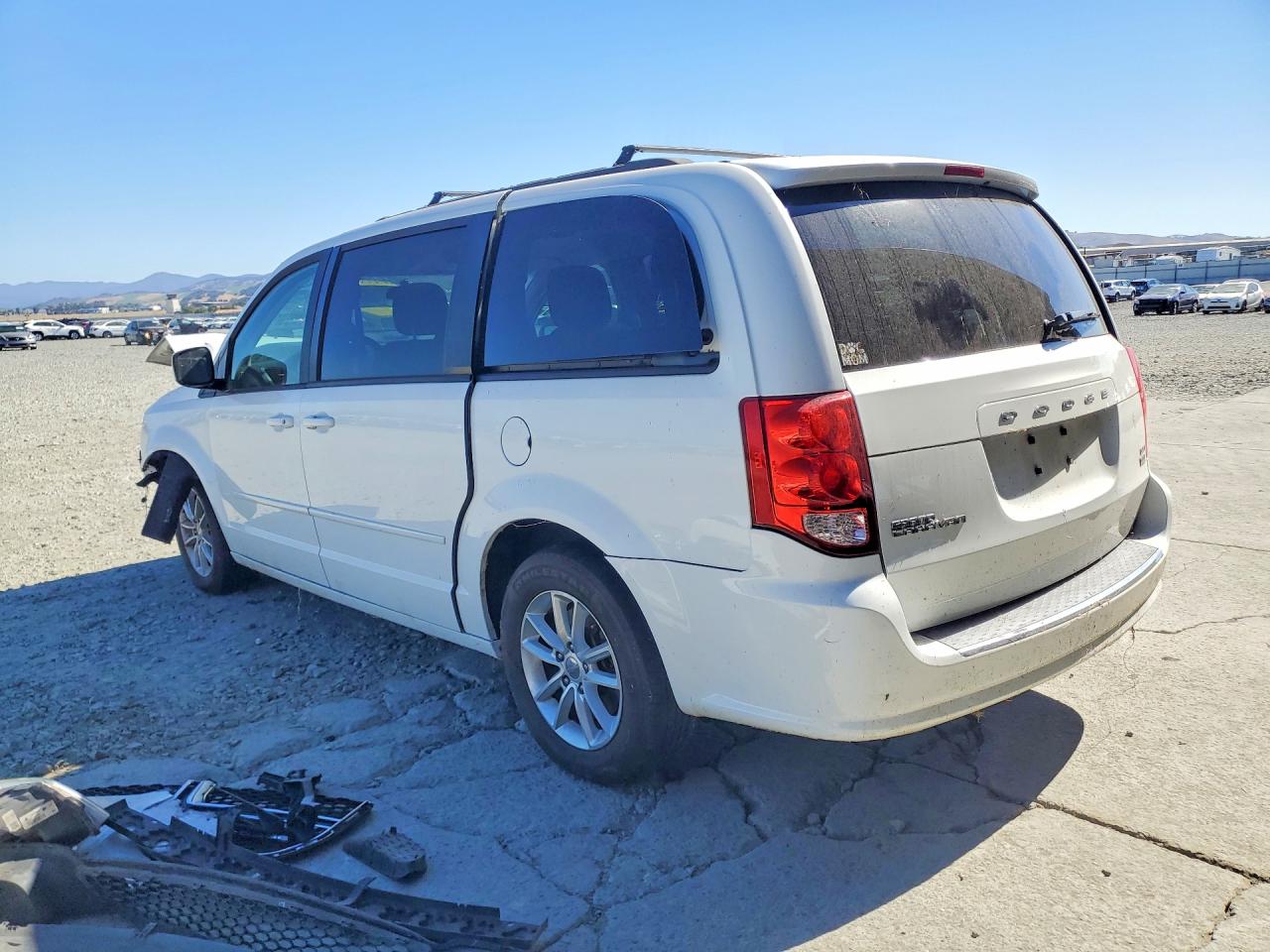 2015 Dodge Caravan White vin: 2C4RDGCGXFR541178