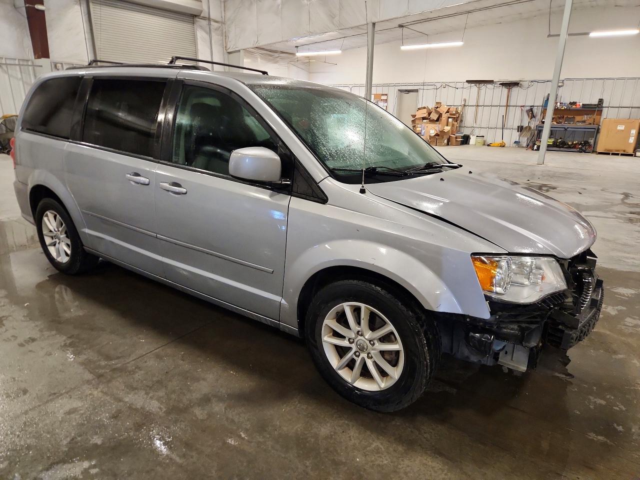 2015 Dodge Grand Caravan Sxt Silver vin: 2C4RDGCGXFR548227