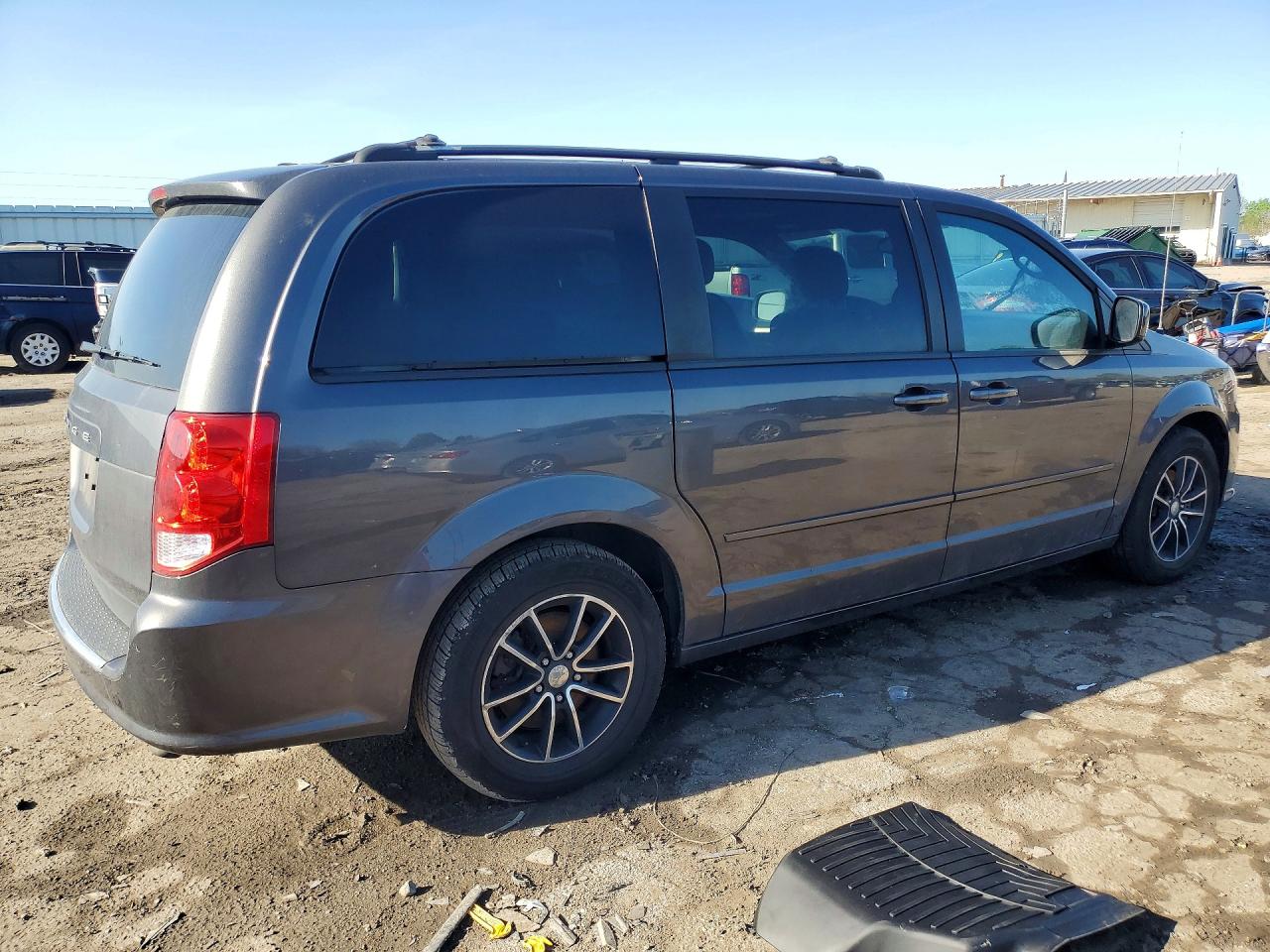 2015 Dodge Grand Caravan Sxt Gray vin: 2C4RDGCGXFR685393