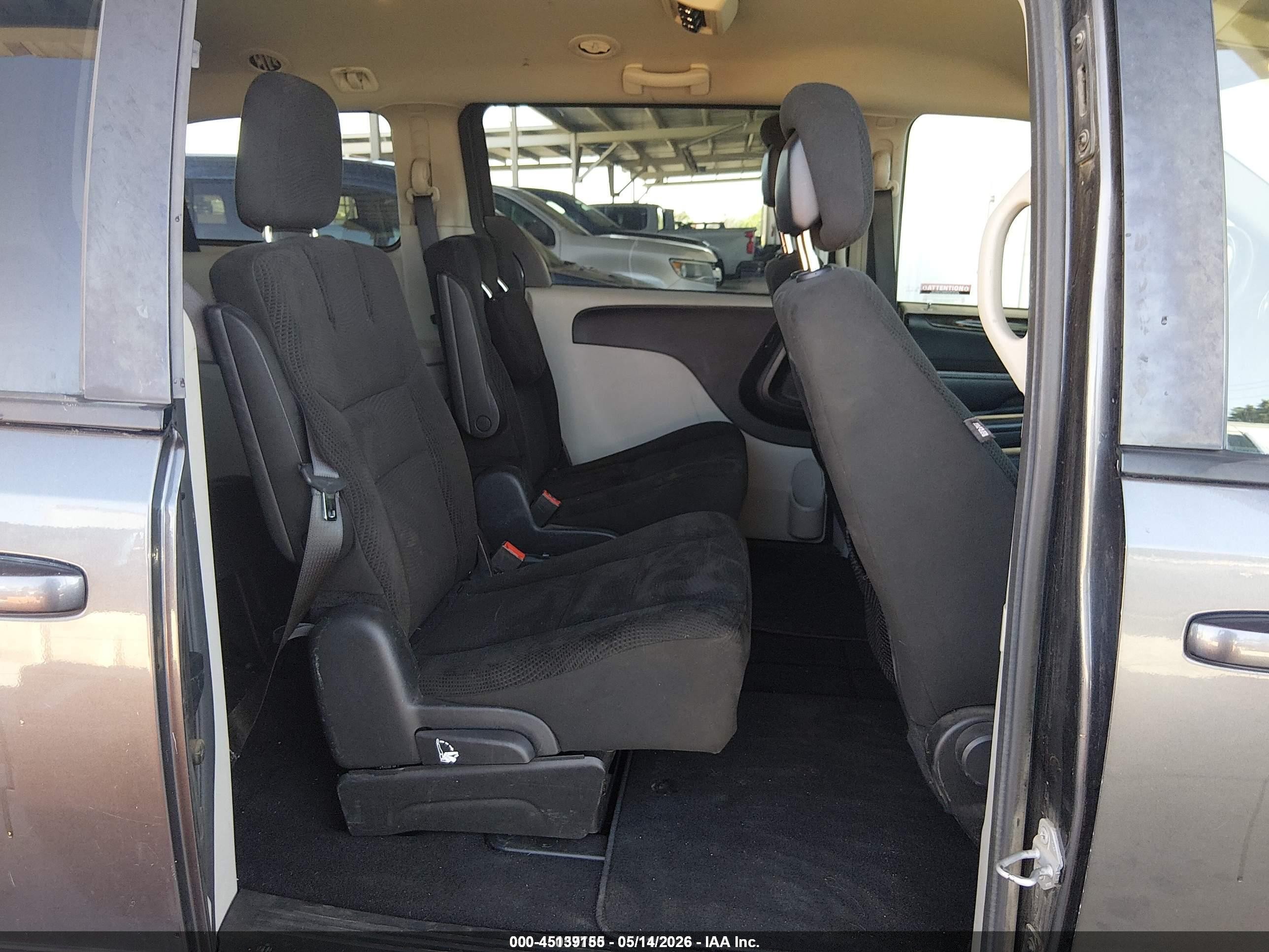 2016 Dodge Grand Caravan Sxt Gray vin: 2C4RDGCGXGR343895