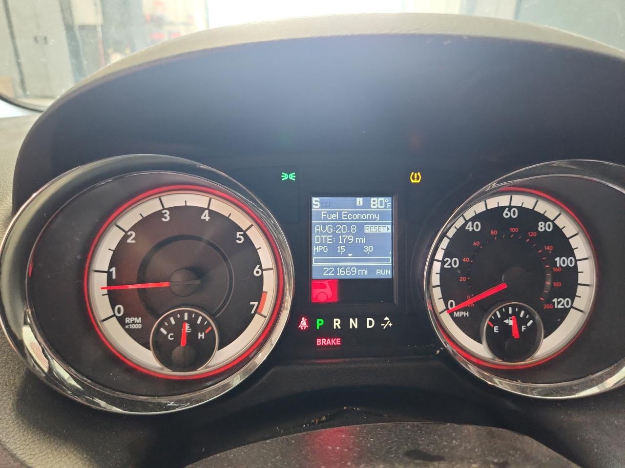 2017 Dodge Grand Caravan Sxt Gray vin: 2C4RDGCGXHR749029 Damage: Warning - Tire Pressure, On, Unacceptable