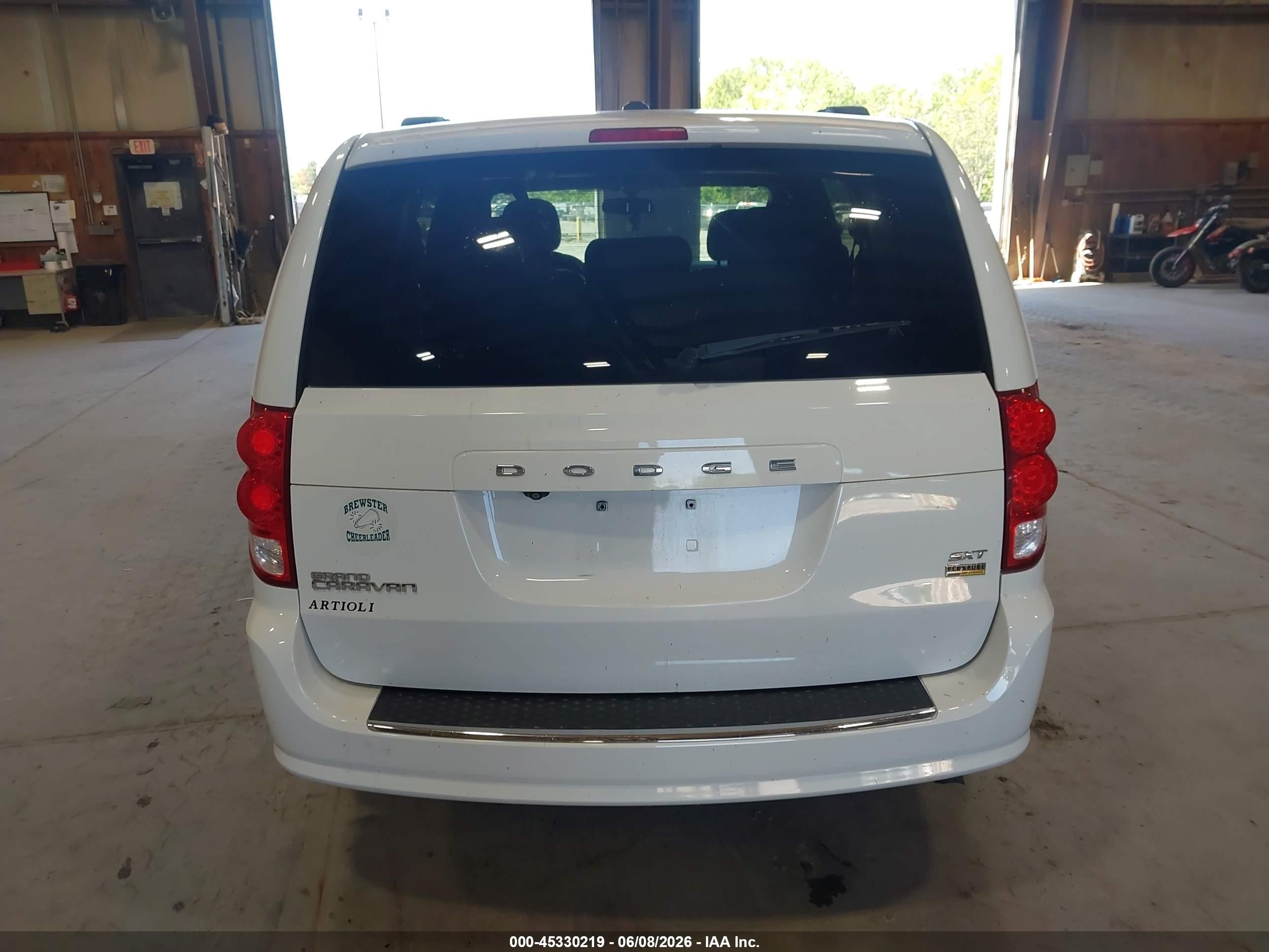 2018 Dodge Grand Caravan Sxt White vin: 2C4RDGCGXJR224512