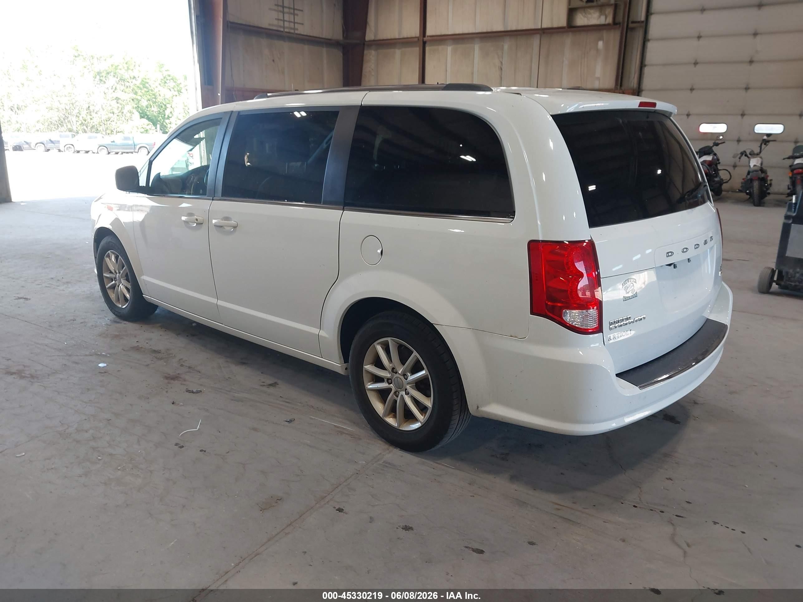 2018 Dodge Grand Caravan Sxt White vin: 2C4RDGCGXJR224512