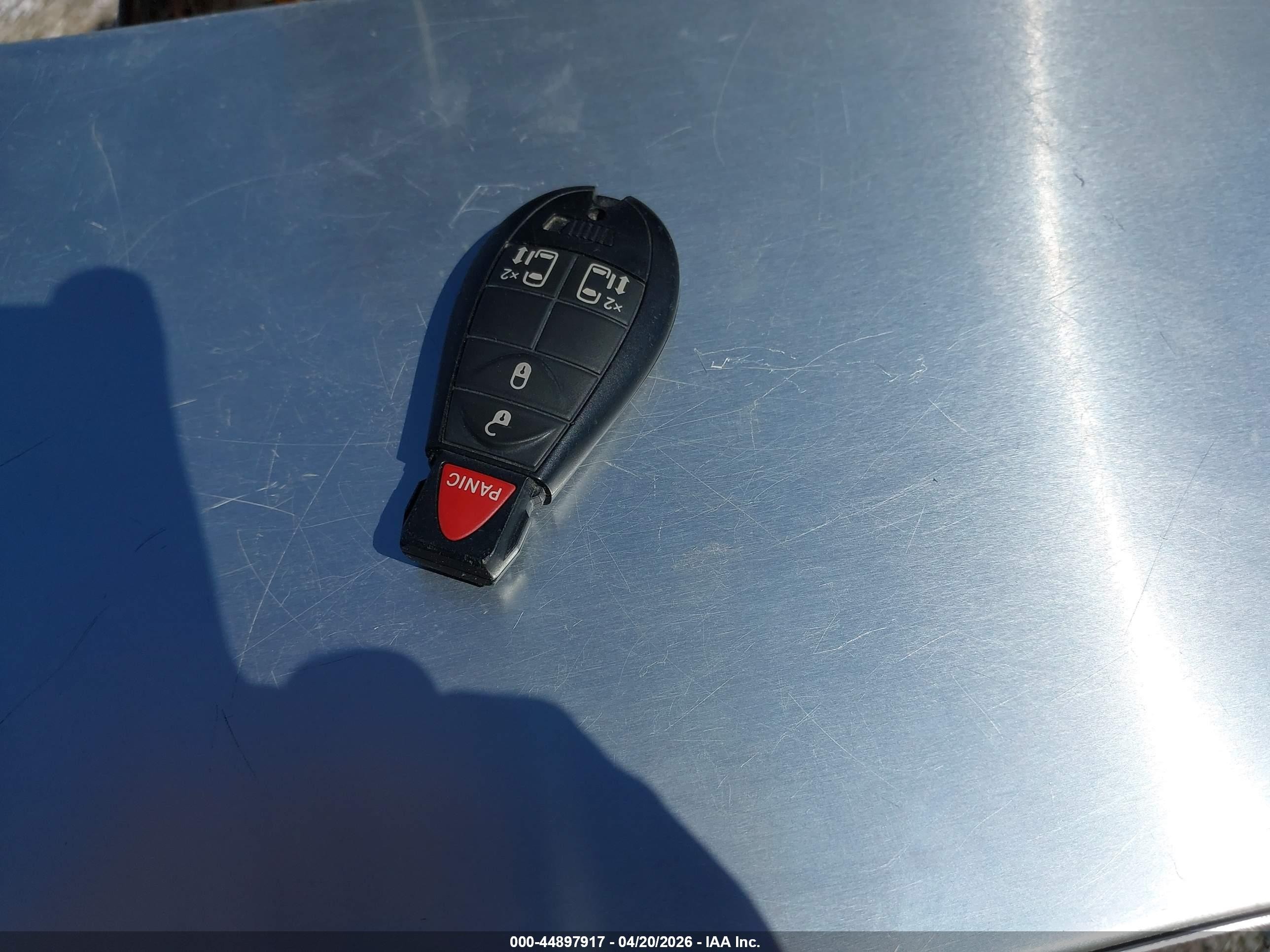 2012 Dodge Grand Caravan Crew Gray vin: 2C4RDGDG0CR110360