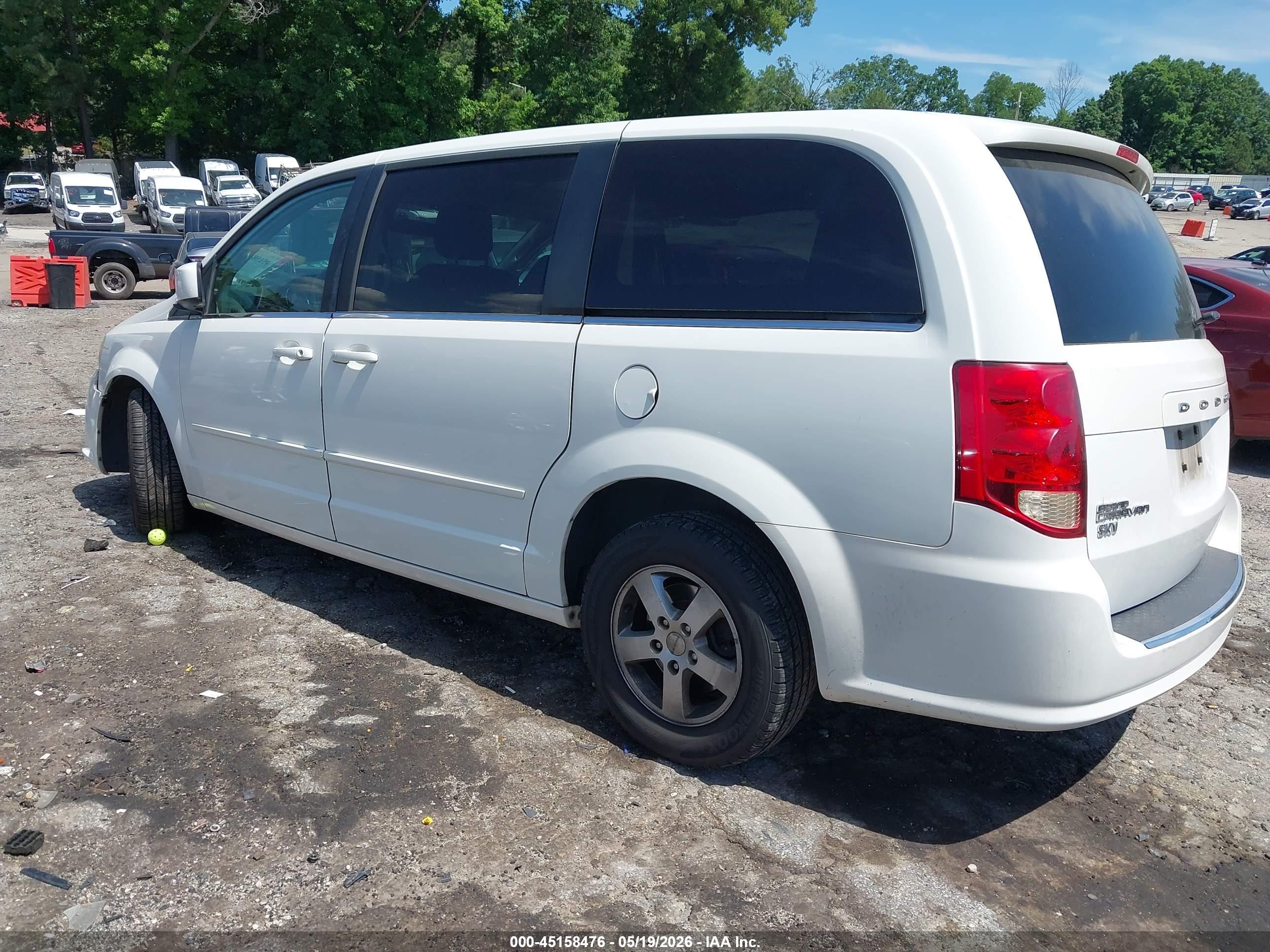 2012 Dodge Grand Caravan Crew White vin: 2C4RDGDG0CR113131