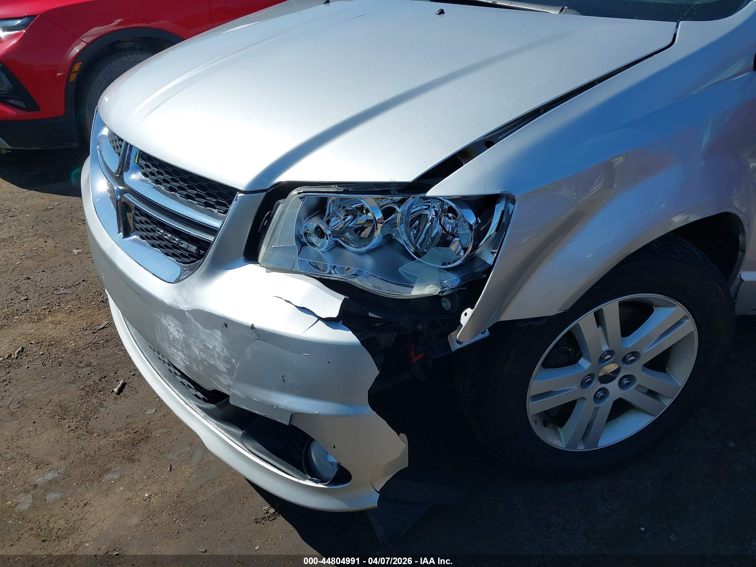 2012 Dodge Grand Caravan Crew Silver vin: 2C4RDGDG0CR132021