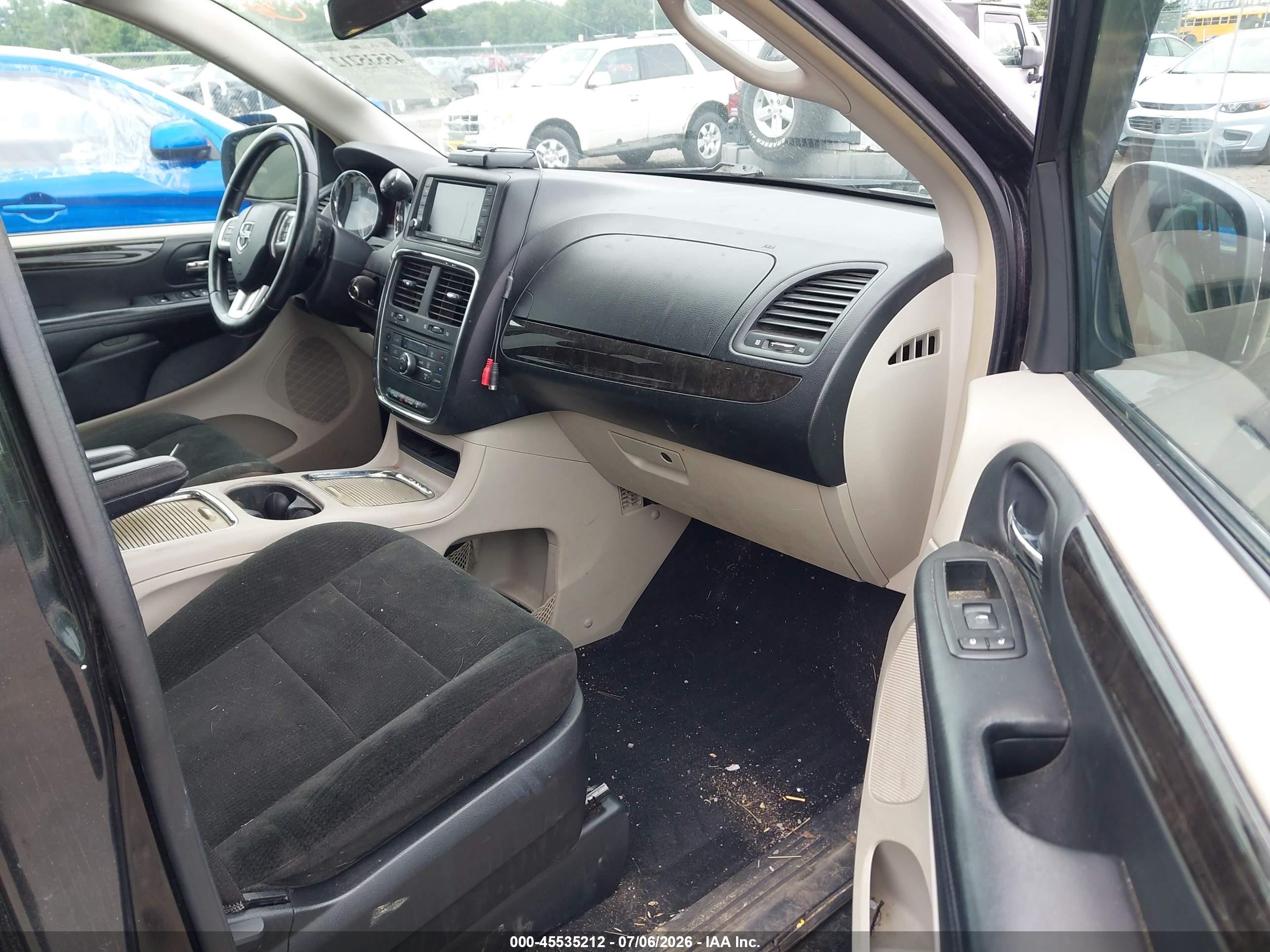 2012 Dodge Grand Caravan Crew Black vin: 2C4RDGDG0CR138000