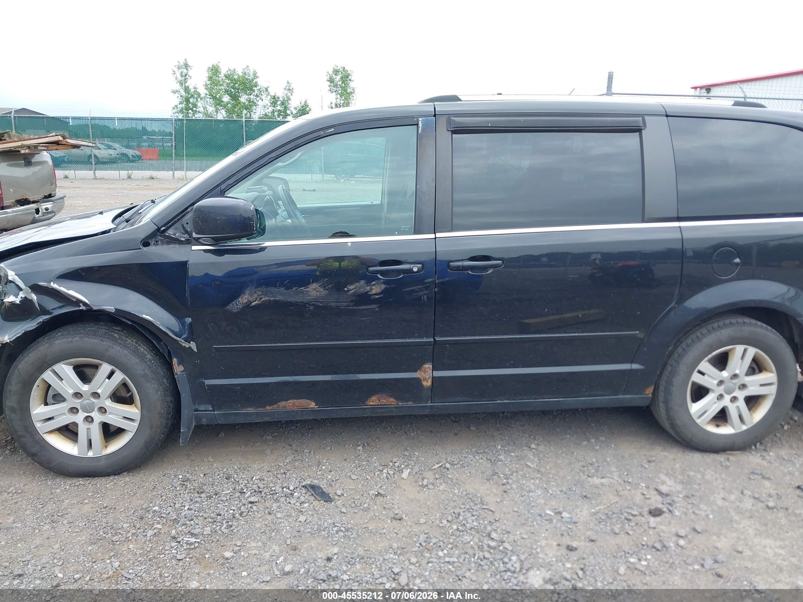 2012 Dodge Grand Caravan Crew Black vin: 2C4RDGDG0CR138000
